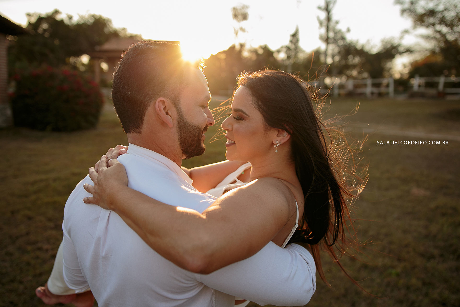 Foto Pré Wedding em Serra Negra | Camila + Francisco Foto Pré Wedding em Serra Negra | Camila + Francisco - Imagem 13