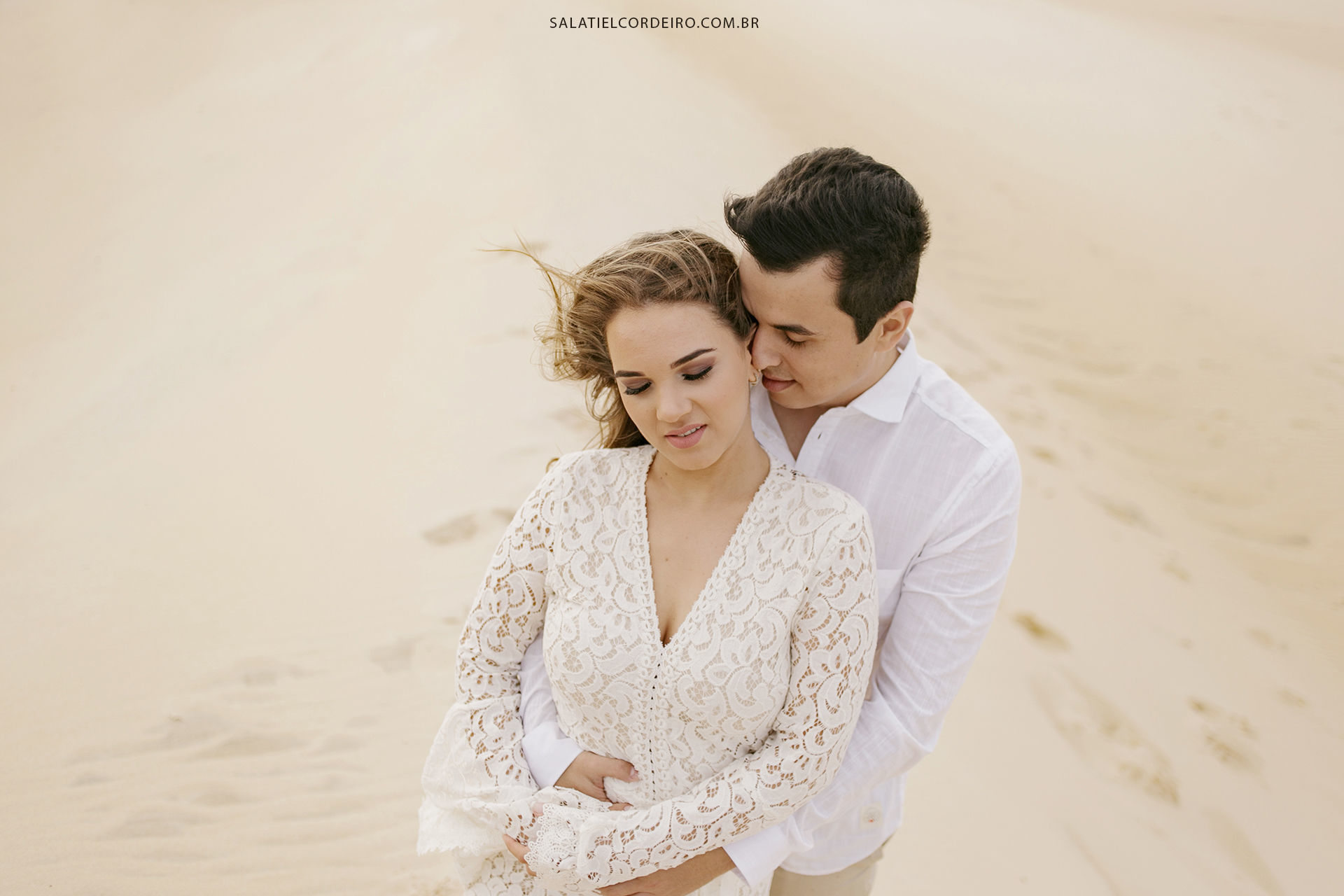 Foto Ensaio pré wedding nas Dunas de Natal | Sara + Jonathan Foto Ensaio pré wedding nas Dunas de Natal | Sara + Jonathan - Imagem 7