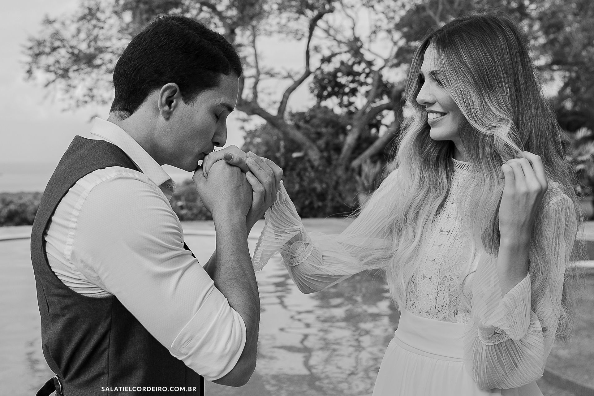 Foto Pré Wedding no Recanto das Sucupiras | Elaine + Ewerton Foto Pré Wedding no Recanto das Sucupiras | Elaine + Ewerton - Imagem 0
