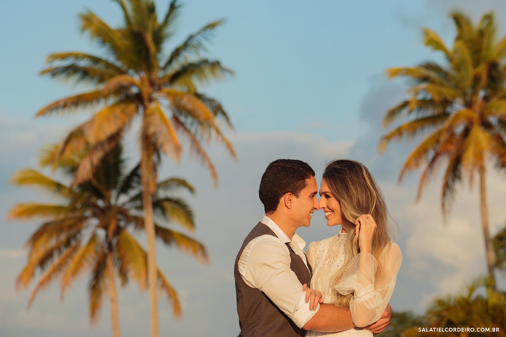 Foto Pré Wedding no Recanto das Sucupiras | Elaine + Ewerton Foto Pré Wedding no Recanto das Sucupiras | Elaine + Ewerton - Imagem 15