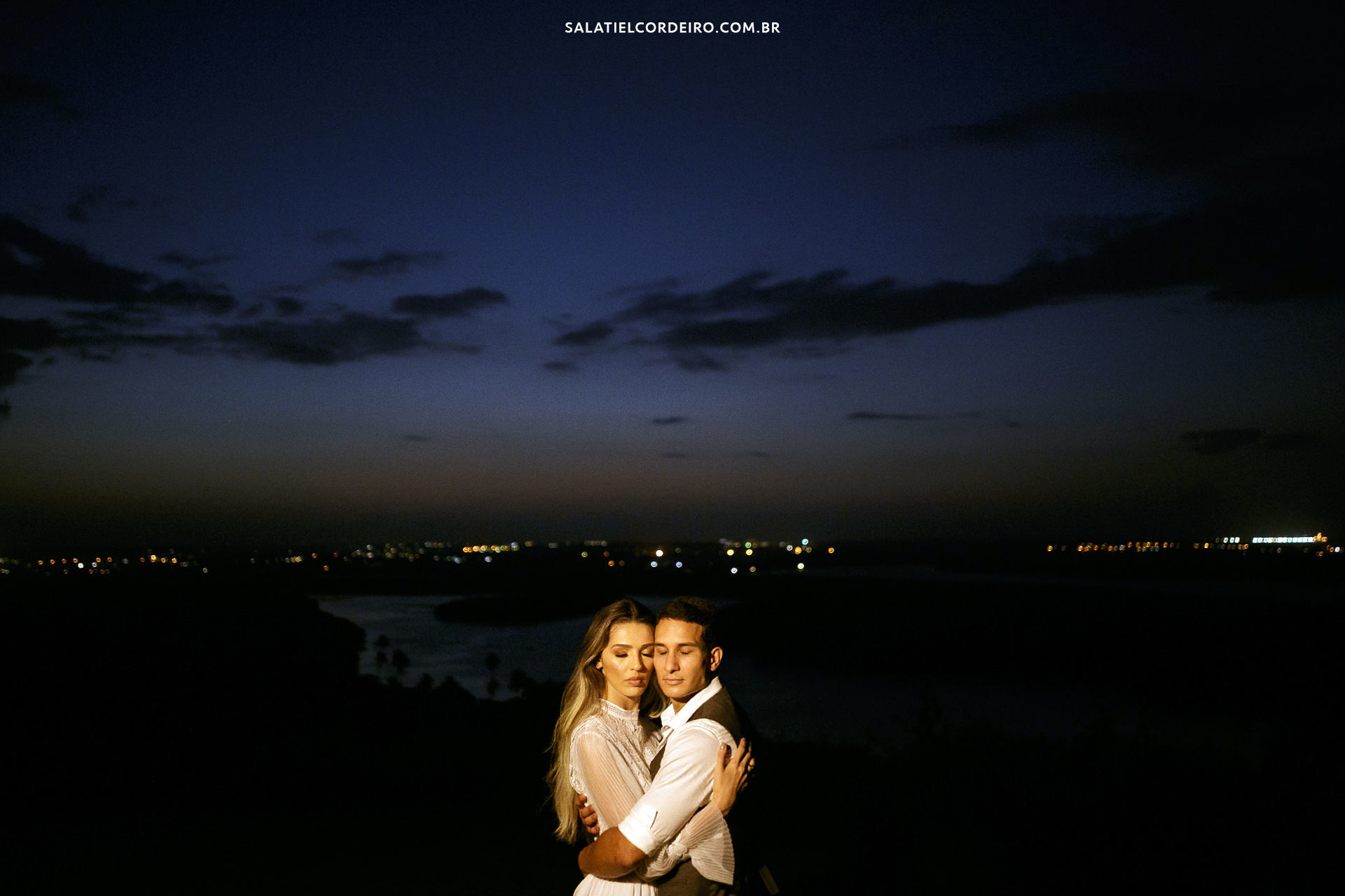Foto Pré Wedding no Recanto das Sucupiras | Elaine + Ewerton Foto Pré Wedding no Recanto das Sucupiras | Elaine + Ewerton - Imagem 26
