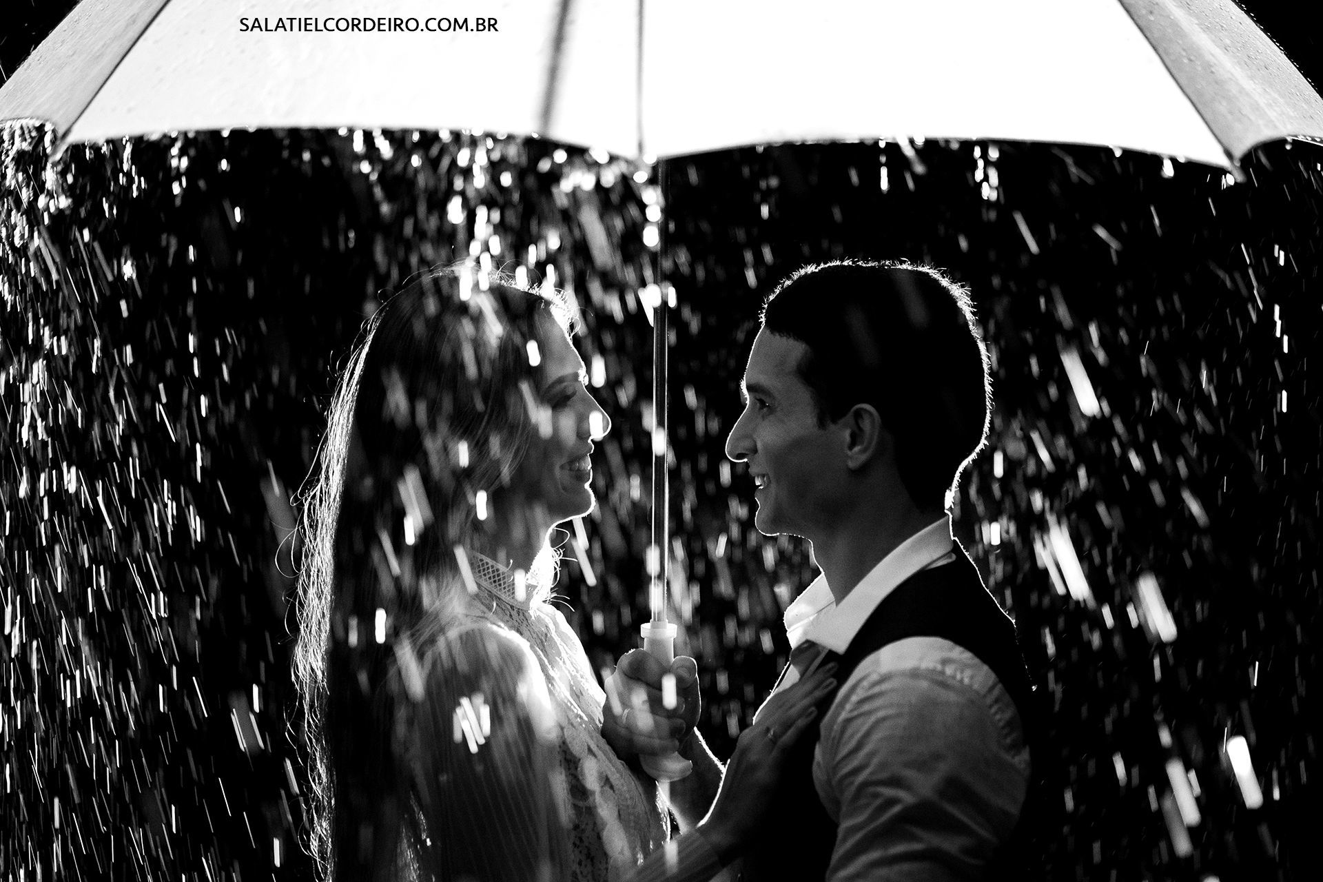 Foto Pré Wedding no Recanto das Sucupiras | Elaine + Ewerton Foto Pré Wedding no Recanto das Sucupiras | Elaine + Ewerton - Imagem 27