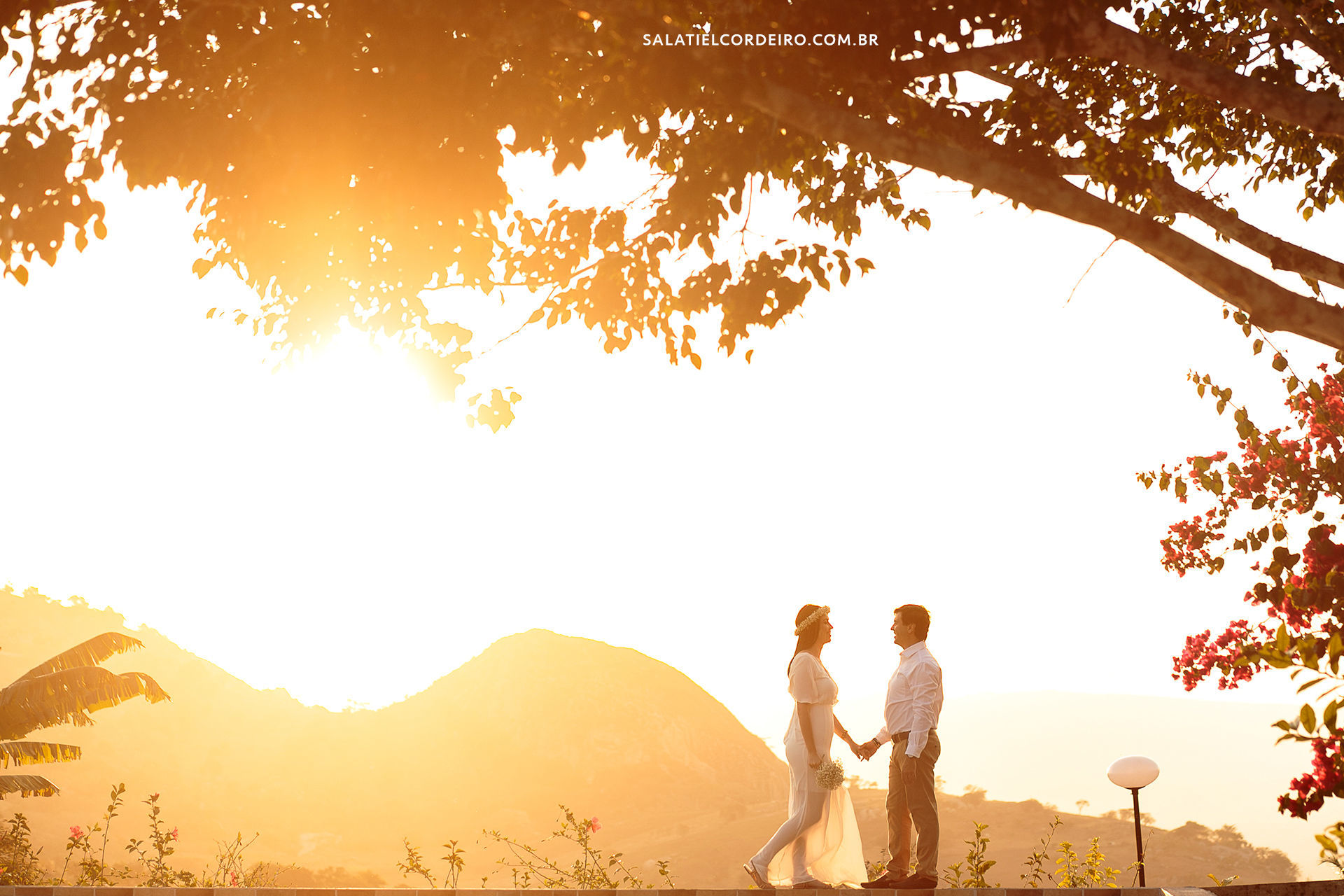 Foto Ensaio de casal em Serra Negra | Rayana + Adrielmo Foto Ensaio de casal em Serra Negra | Rayana + Adrielmo - Imagem 15