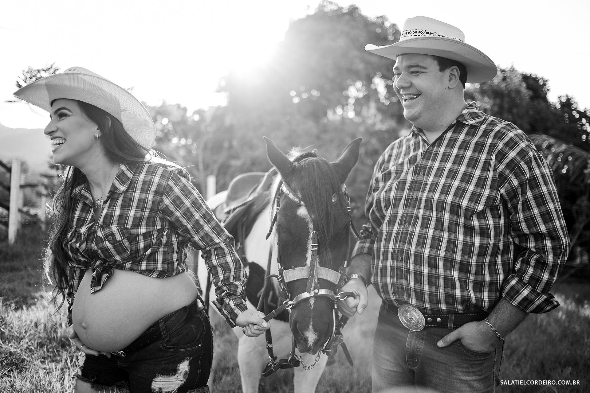 Foto Ensaio de Gestante na fazenda | Alexsandra + Neto Foto Ensaio de Gestante na fazenda | Alexsandra + Neto - Imagem 7