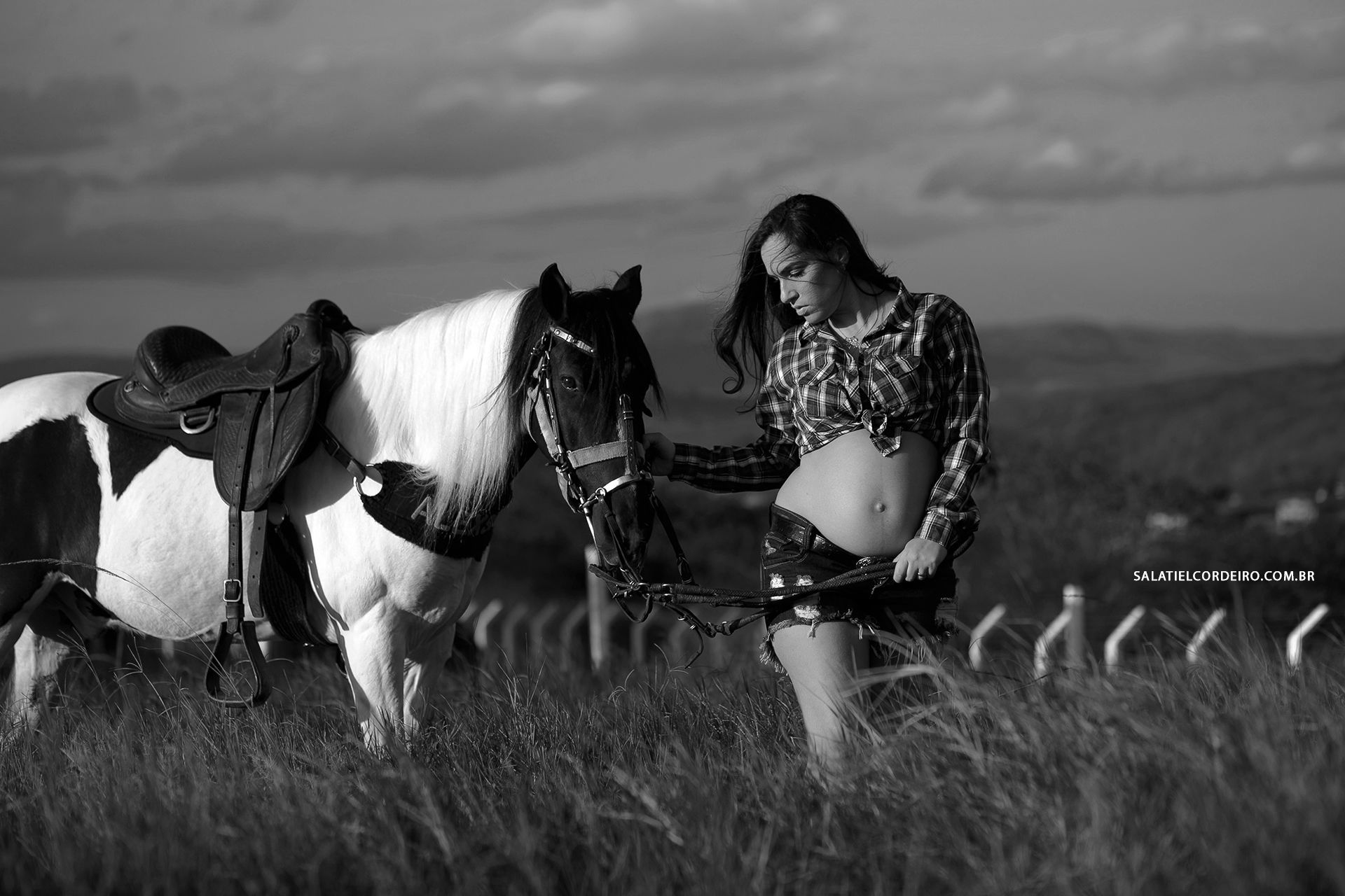 Foto Ensaio de Gestante na fazenda | Alexsandra + Neto Foto Ensaio de Gestante na fazenda | Alexsandra + Neto - Imagem 9