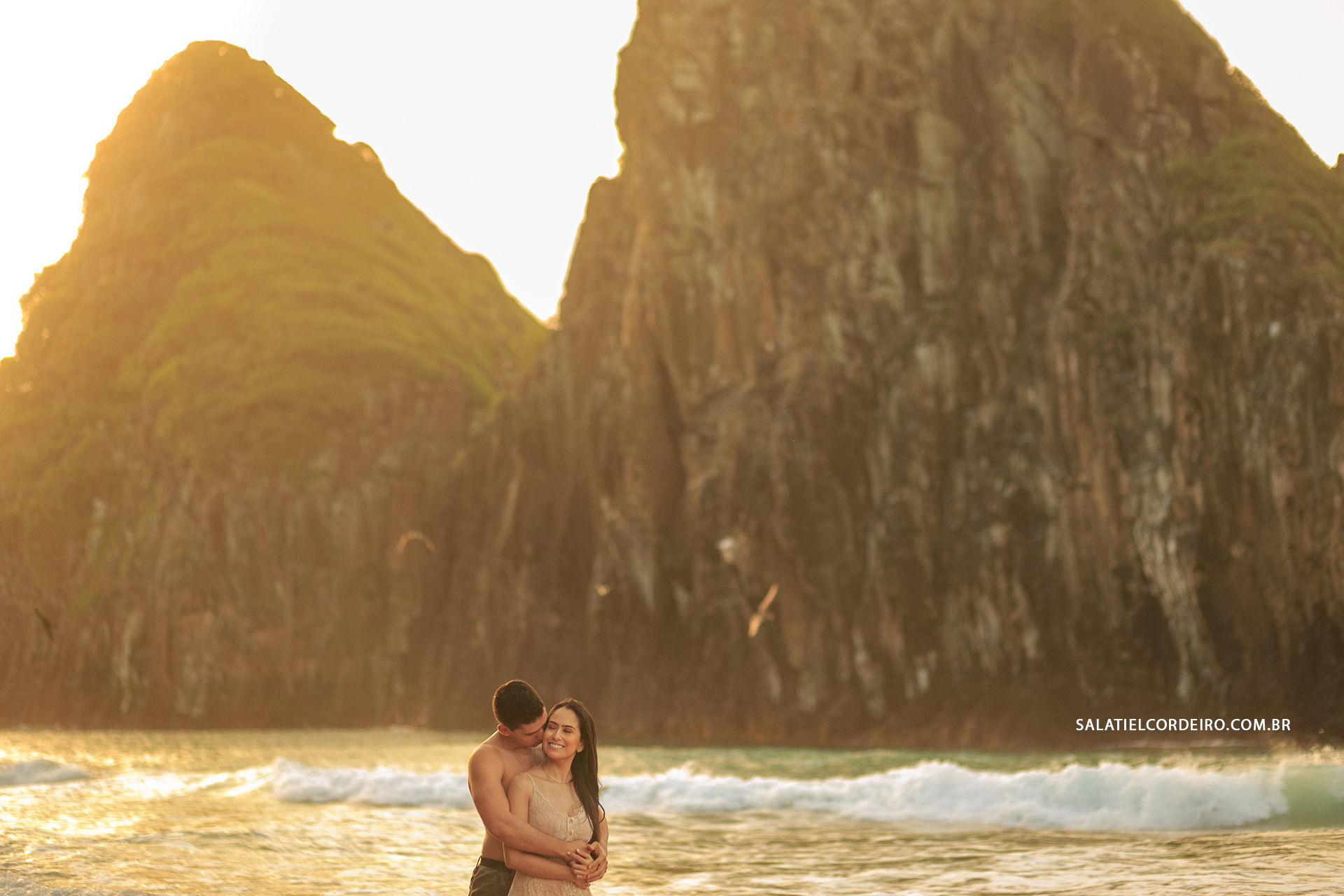 Foto Pré Wedding em Fernando de Noronha | Jessyca + Ricardo Foto Pré Wedding em Fernando de Noronha | Jessyca + Ricardo - Imagem 3