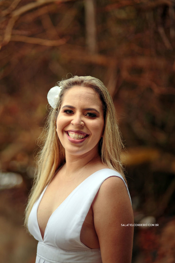 Foto Pré casamento na praia e na chuva | Larissa + Cristiano Foto Pré casamento na praia e na chuva | Larissa + Cristiano - Imagem 12