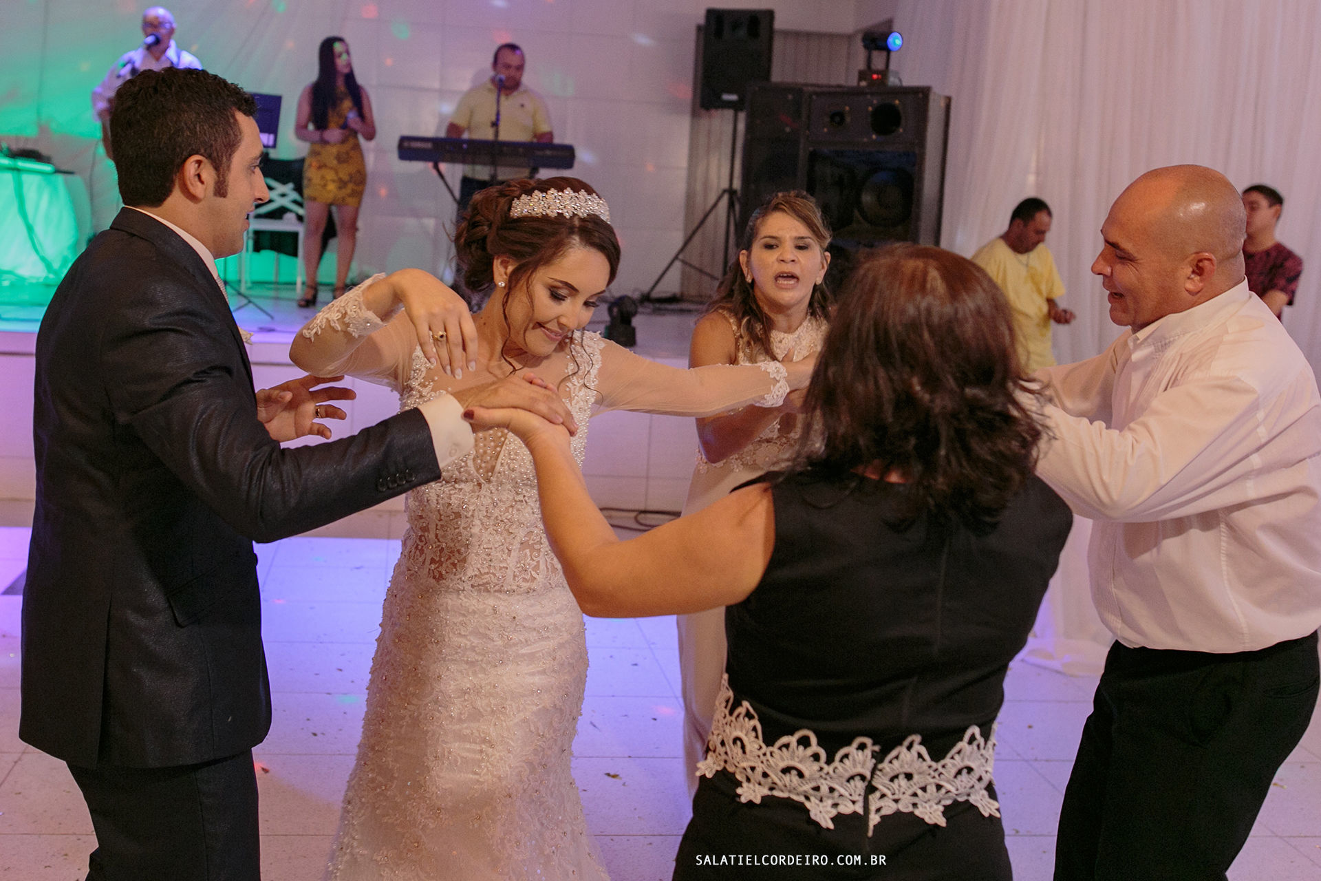 Foto Casamento Cachoeirinha | Anne + Alexandre Foto Casamento Cachoeirinha | Anne + Alexandre - Imagem 60