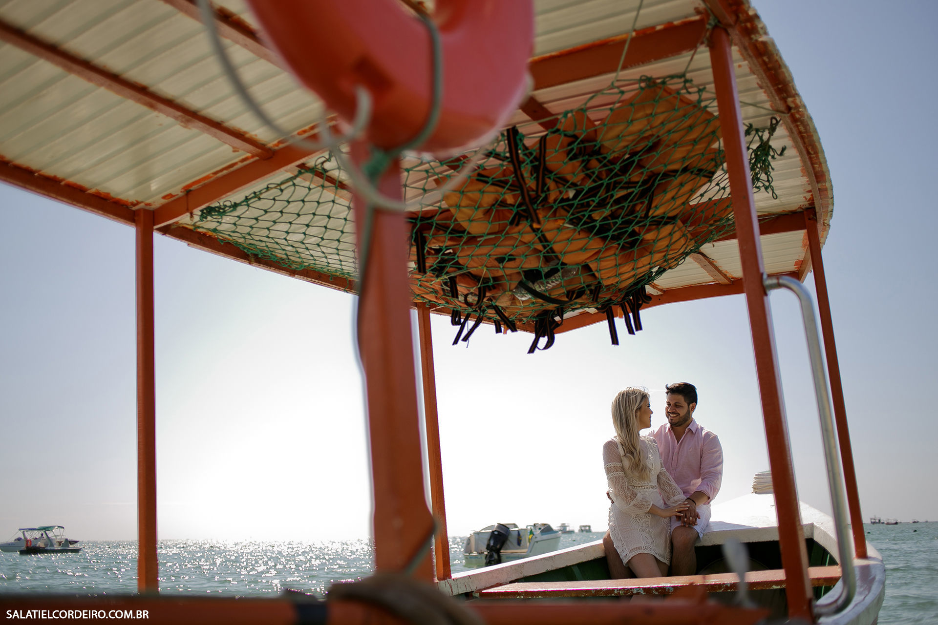 Foto Pré casamento ao nascer do sol na praia de Tamandaré-PE | Wedylla + Samuel Foto Pré casamento ao nascer do sol na praia de Tamandaré-PE | Wedylla + Samuel - Imagem 30