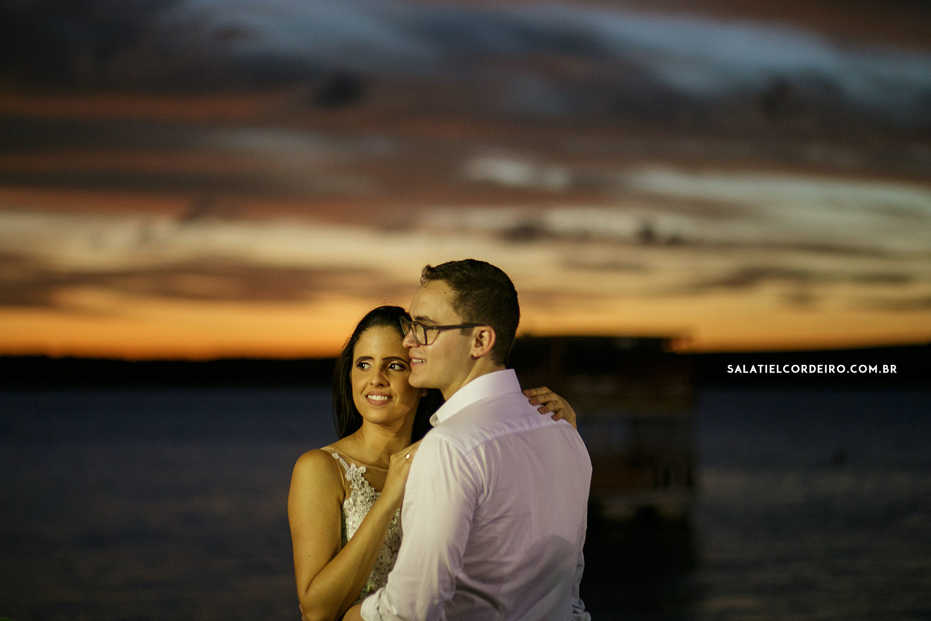 Foto Pré Casamento ao Por do Sol da Praia do Jacaré em João Pessoa | Myllian + Danilo Foto Pré Casamento ao Por do Sol da Praia do Jacaré em João Pessoa | Myllian + Danilo - Imagem 37