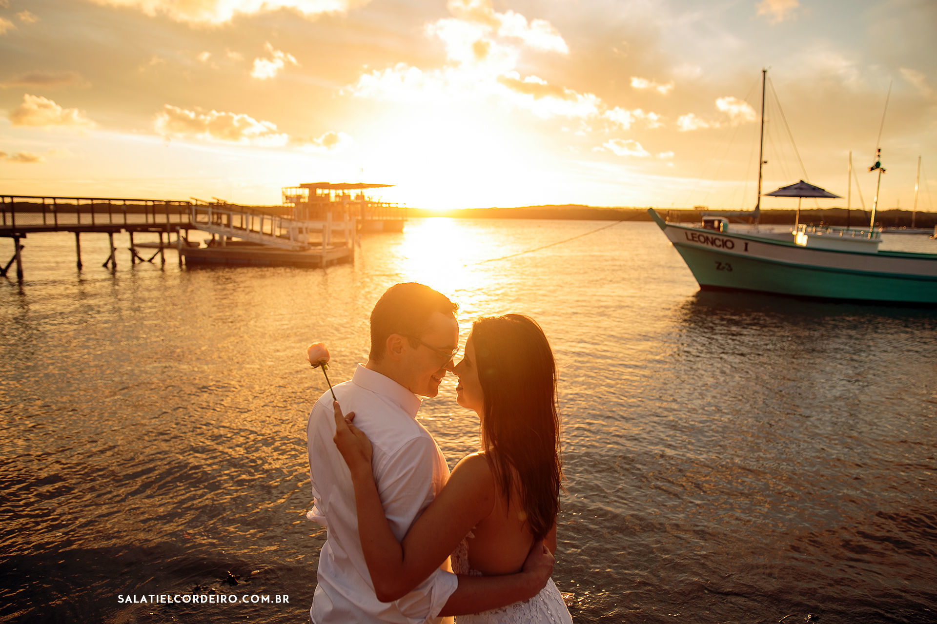 Foto Pré Casamento ao Por do Sol da Praia do Jacaré em João Pessoa | Myllian + Danilo Foto Pré Casamento ao Por do Sol da Praia do Jacaré em João Pessoa | Myllian + Danilo - Imagem 22