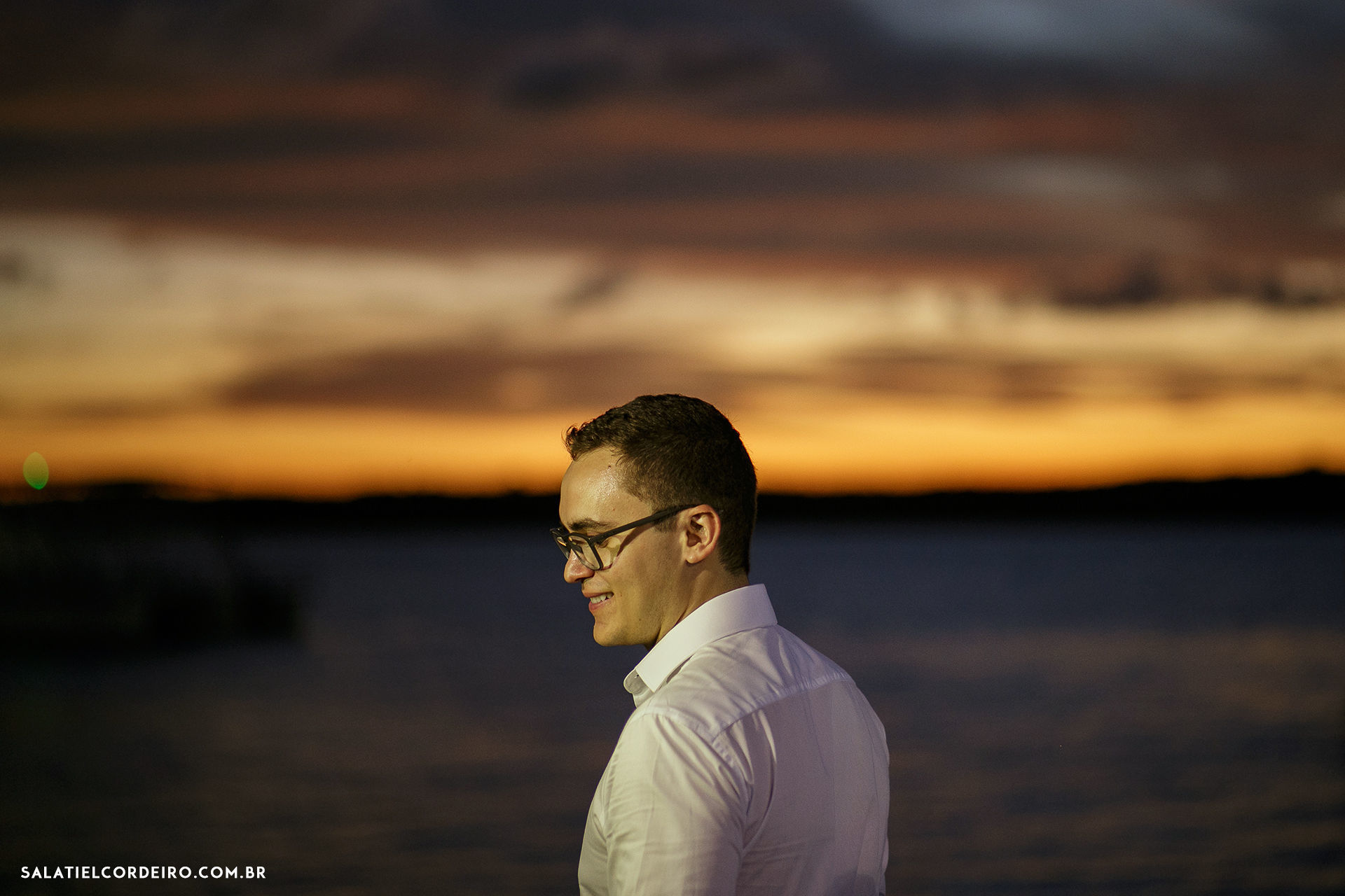 Foto Pré Casamento ao Por do Sol da Praia do Jacaré em João Pessoa | Myllian + Danilo Foto Pré Casamento ao Por do Sol da Praia do Jacaré em João Pessoa | Myllian + Danilo - Imagem 36
