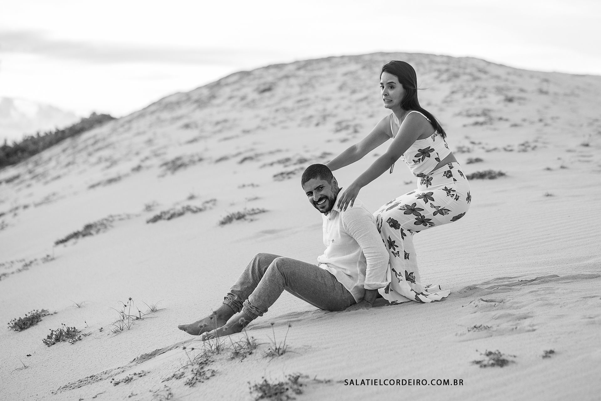 Foto Ensaio de casal na Praia de Pipa em Natal - RN | Nathally + Tiago Foto Ensaio de casal na Praia de Pipa em Natal - RN | Nathally + Tiago - Imagem 56