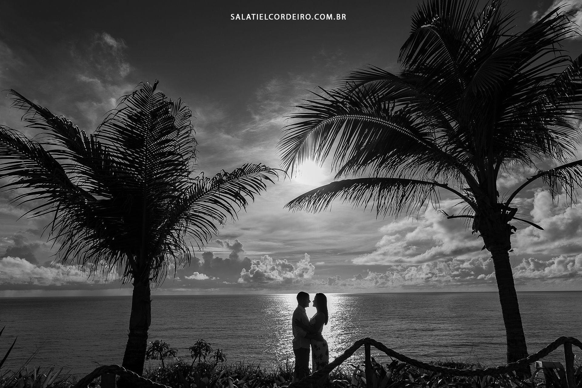 Foto Ensaio de casal na Praia de Pipa em Natal - RN | Nathally + Tiago Foto Ensaio de casal na Praia de Pipa em Natal - RN | Nathally + Tiago - Imagem 34