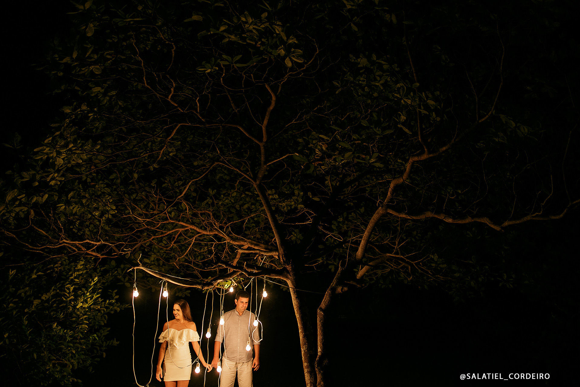 Foto Pré casamento no Recanto das Sucupiras | Layse + Marcelo Foto Pré casamento no Recanto das Sucupiras | Layse + Marcelo - Imagem 37
