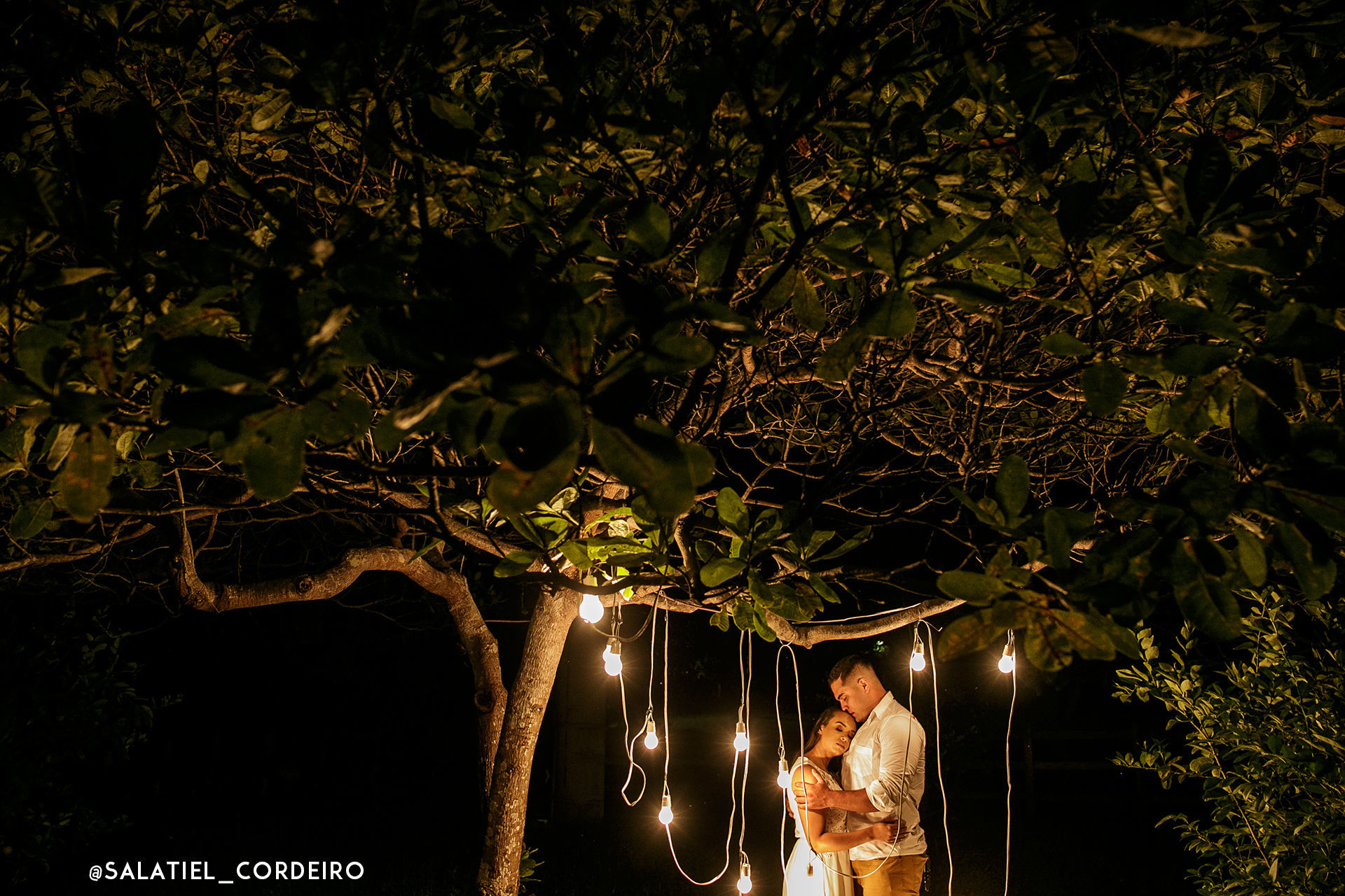 Foto Ensaio de casal no Recanto das Sucupiras | Mateus + Gleiciane Foto Ensaio de casal no Recanto das Sucupiras | Mateus + Gleiciane - Imagem 27