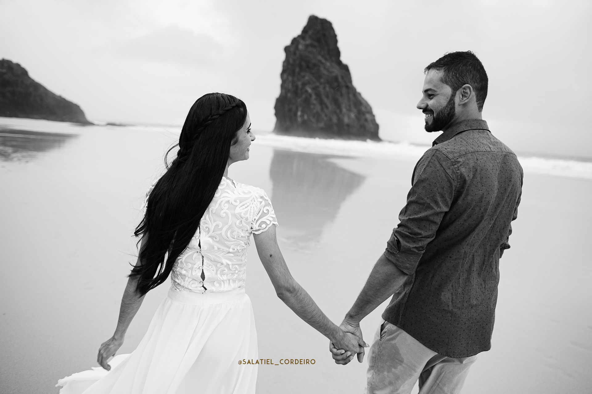 Foto Pré casamento em Fernando de Noronha | Lu + Rodrigo Foto Pré casamento em Fernando de Noronha | Lu + Rodrigo - Imagem 0