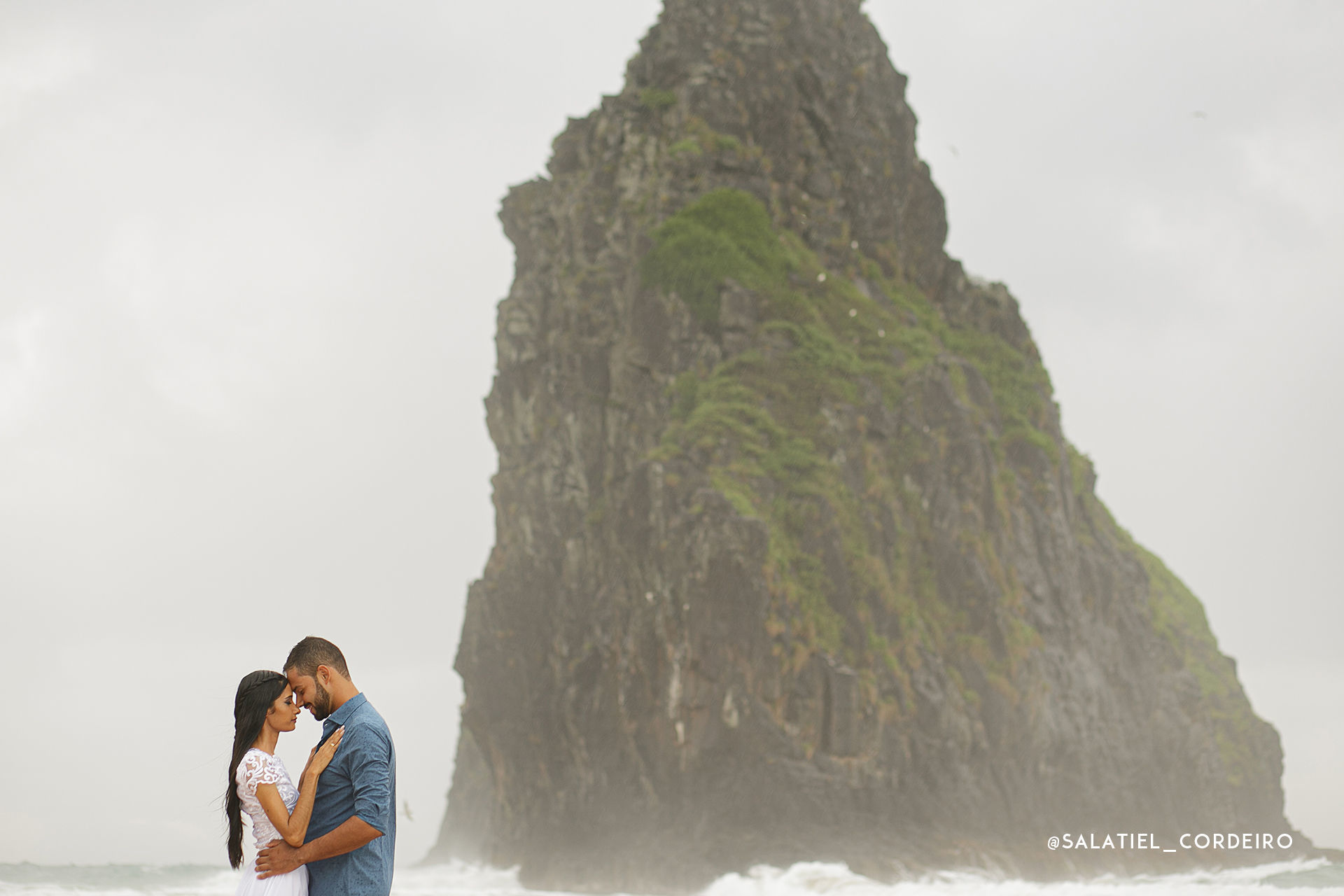 Foto Pré casamento em Fernando de Noronha | Lu + Rodrigo Foto Pré casamento em Fernando de Noronha | Lu + Rodrigo - Imagem 3