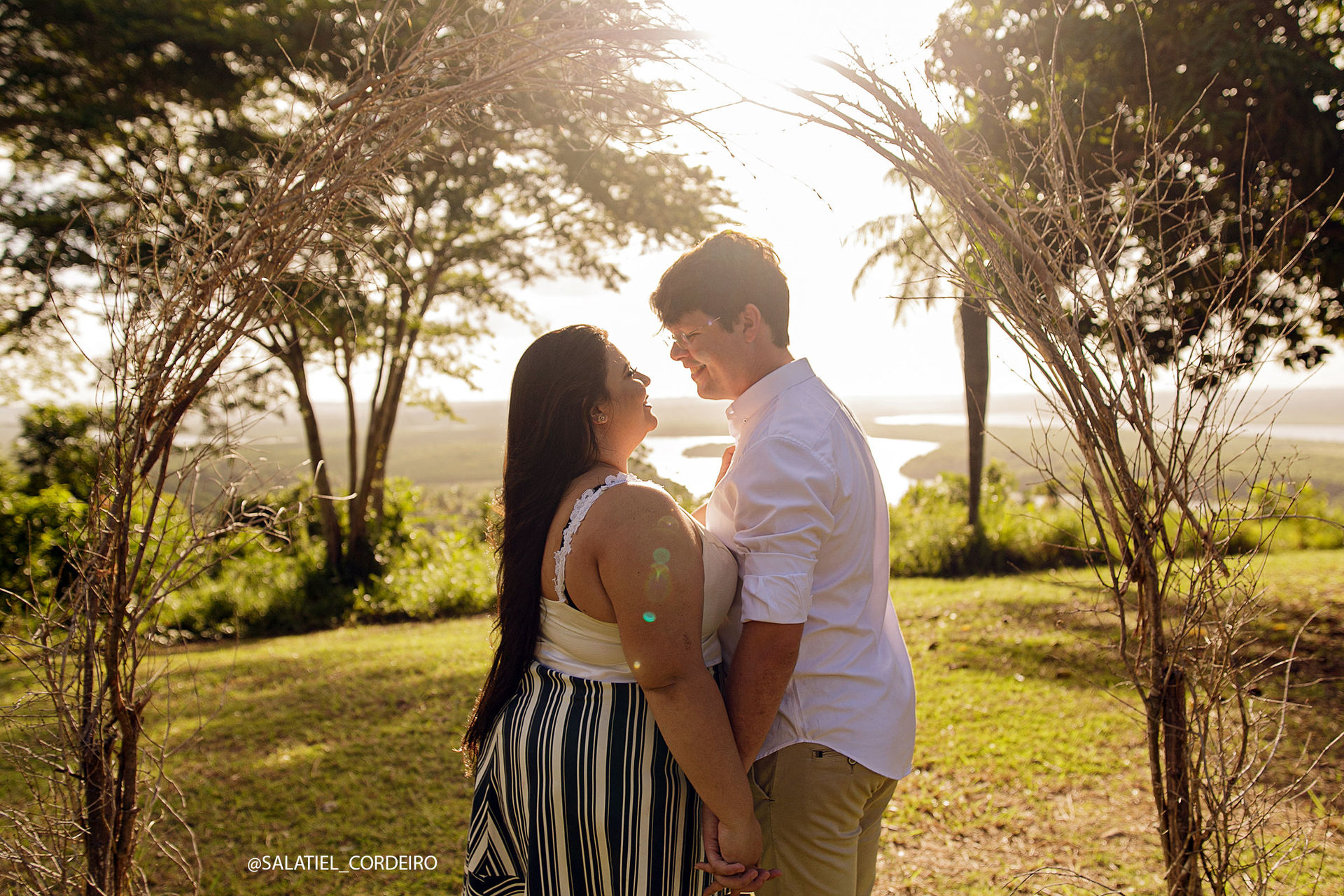 Foto Ensaio pré casamento no Recanto das Sucupiras | Isadora + Filipe Foto Ensaio pré casamento no Recanto das Sucupiras | Isadora + Filipe - Imagem 8