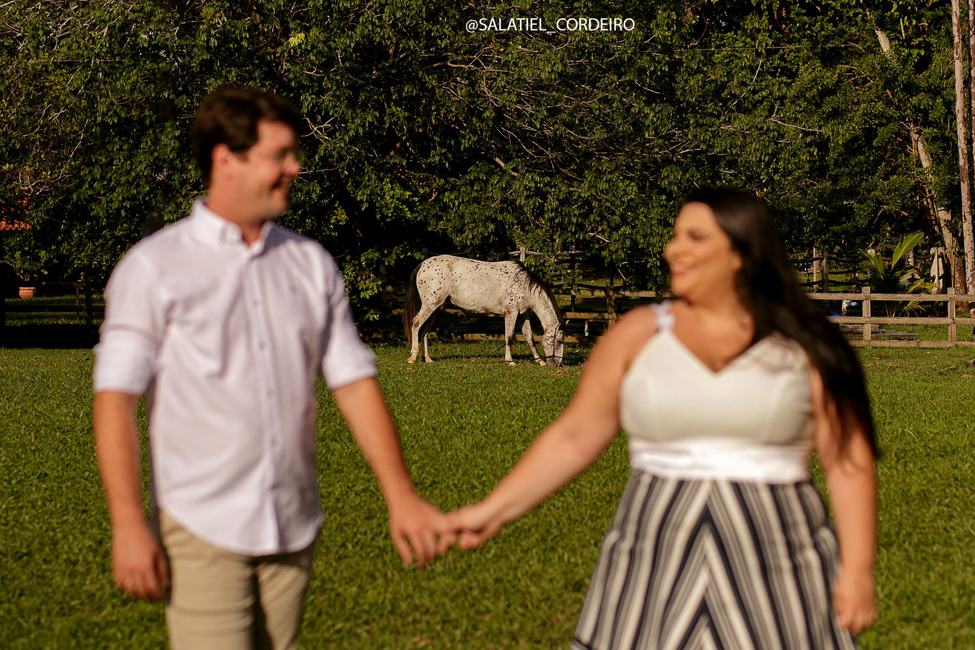 Foto Ensaio pré casamento no Recanto das Sucupiras | Isadora + Filipe Foto Ensaio pré casamento no Recanto das Sucupiras | Isadora + Filipe - Imagem 4