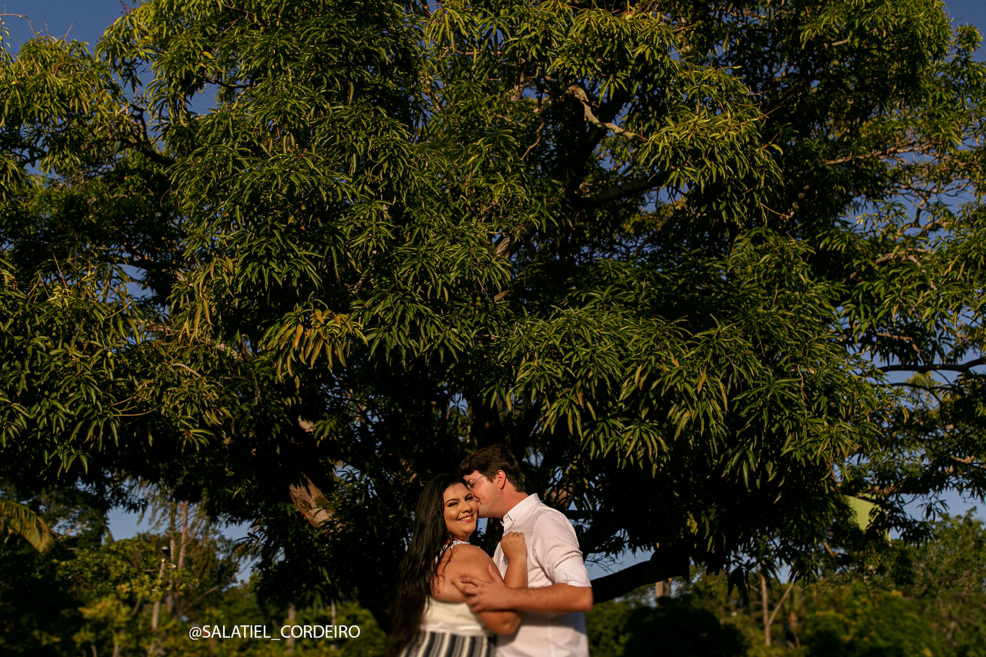 Foto Ensaio pré casamento no Recanto das Sucupiras | Isadora + Filipe Foto Ensaio pré casamento no Recanto das Sucupiras | Isadora + Filipe - Imagem 14