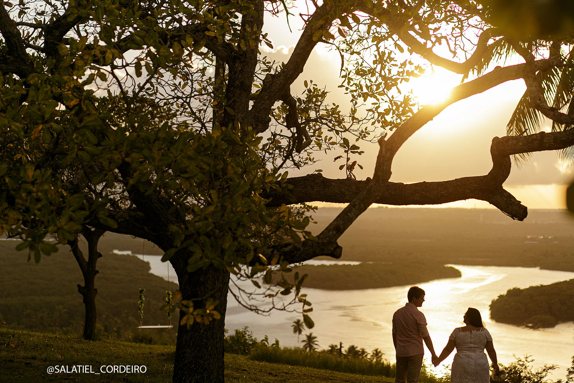Foto Ensaio pré casamento no Recanto das Sucupiras | Isadora + Filipe Foto Ensaio pré casamento no Recanto das Sucupiras | Isadora + Filipe - Imagem 27