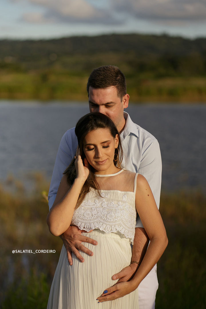 Foto Ensaio de gestante no pôr do sol de Caruaru - Simone + Alisson Foto Ensaio de gestante no pôr do sol de Caruaru - Simone + Alisson - Imagem 1