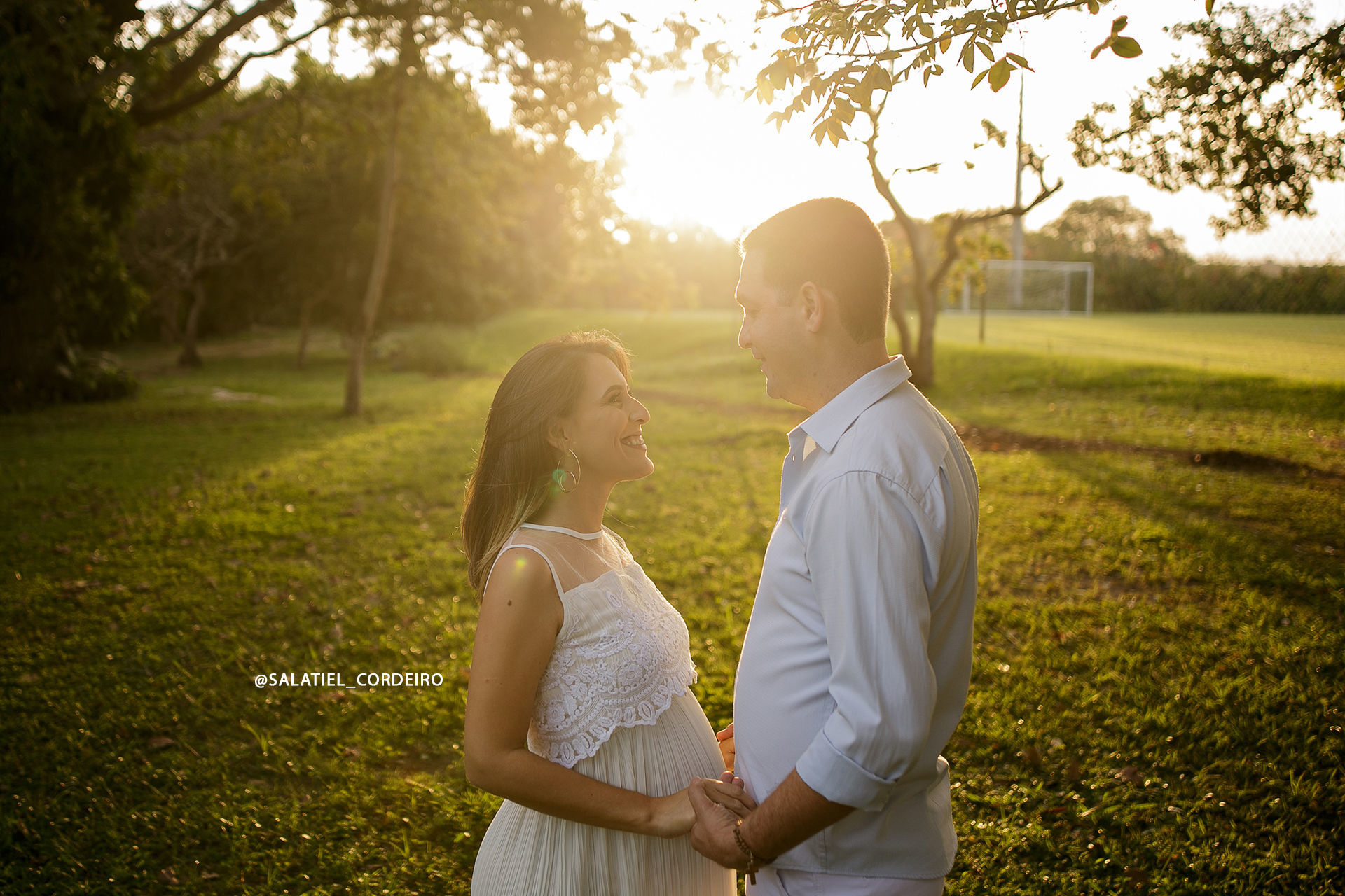 Foto Ensaio de gestante no pôr do sol de Caruaru - Simone + Alisson Foto Ensaio de gestante no pôr do sol de Caruaru - Simone + Alisson - Imagem 18