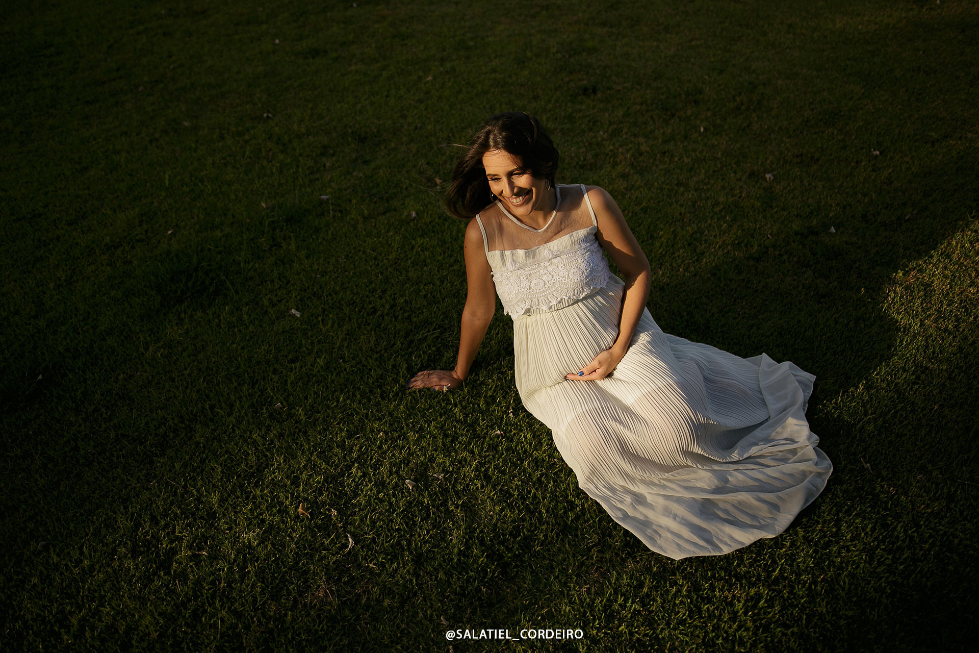 Foto Ensaio de gestante no pôr do sol de Caruaru - Simone + Alisson Foto Ensaio de gestante no pôr do sol de Caruaru - Simone + Alisson - Imagem 3
