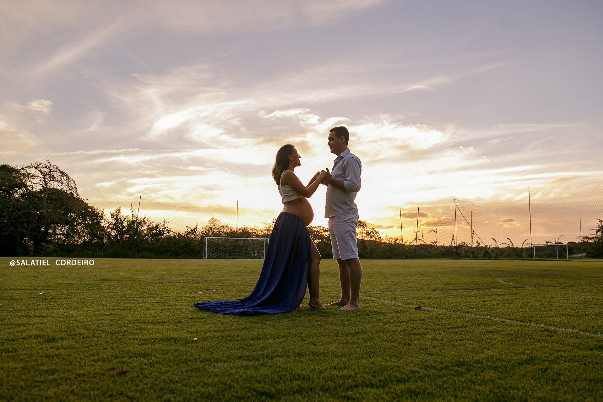 Foto Ensaio de gestante no pôr do sol de Caruaru - Simone + Alisson Foto Ensaio de gestante no pôr do sol de Caruaru - Simone + Alisson - Imagem 21