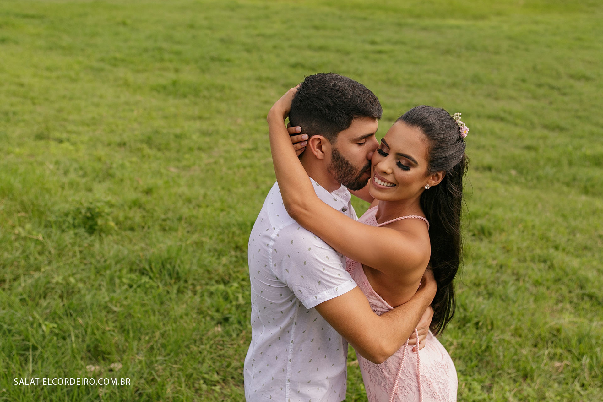 Foto Fotos de Noivado ao Ar Livre em Caruaru | Millena + Luiz Foto Fotos de Noivado ao Ar Livre em Caruaru | Millena + Luiz - Imagem 24