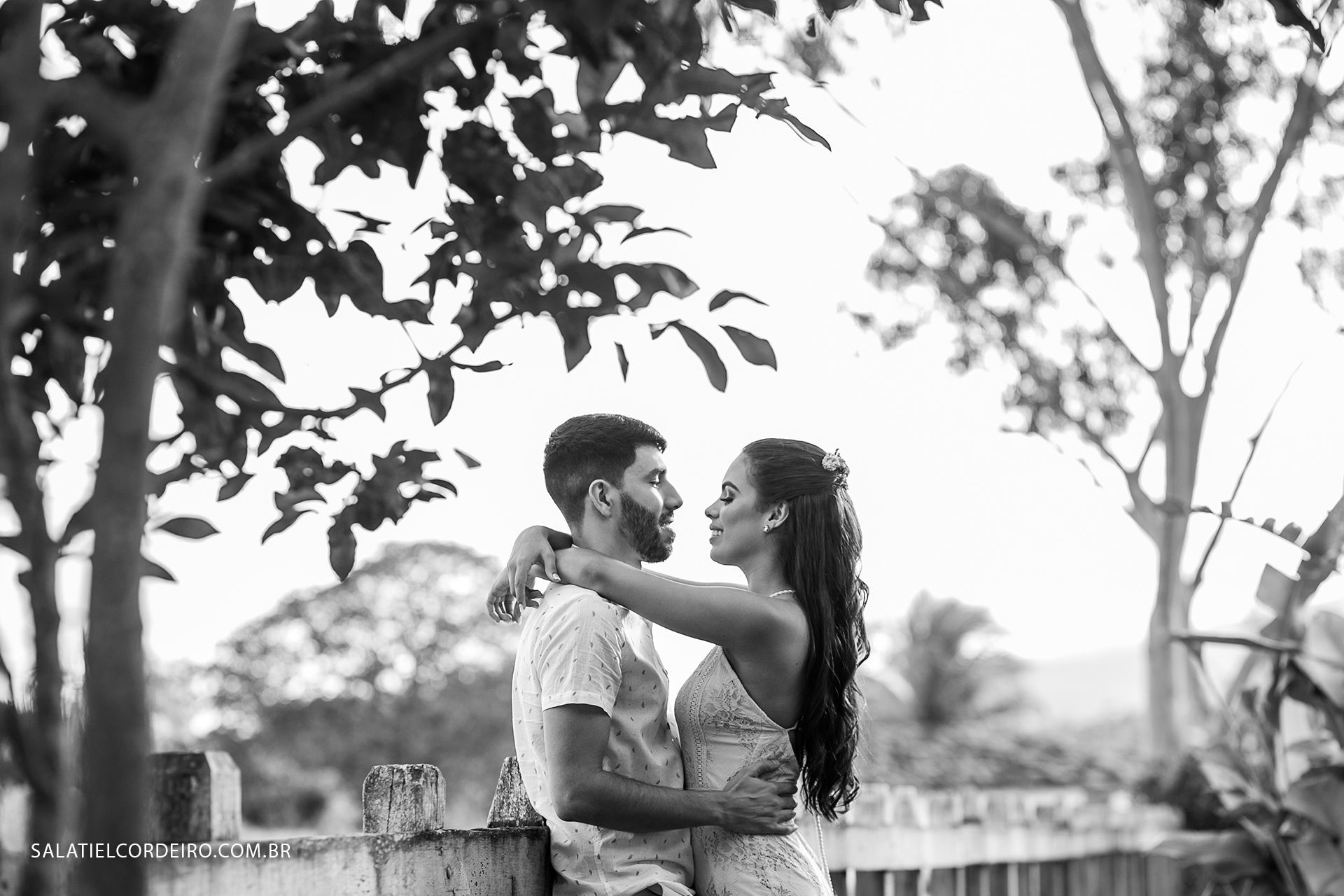 Foto Fotos de Noivado ao Ar Livre em Caruaru | Millena + Luiz Foto Fotos de Noivado ao Ar Livre em Caruaru | Millena + Luiz - Imagem 35