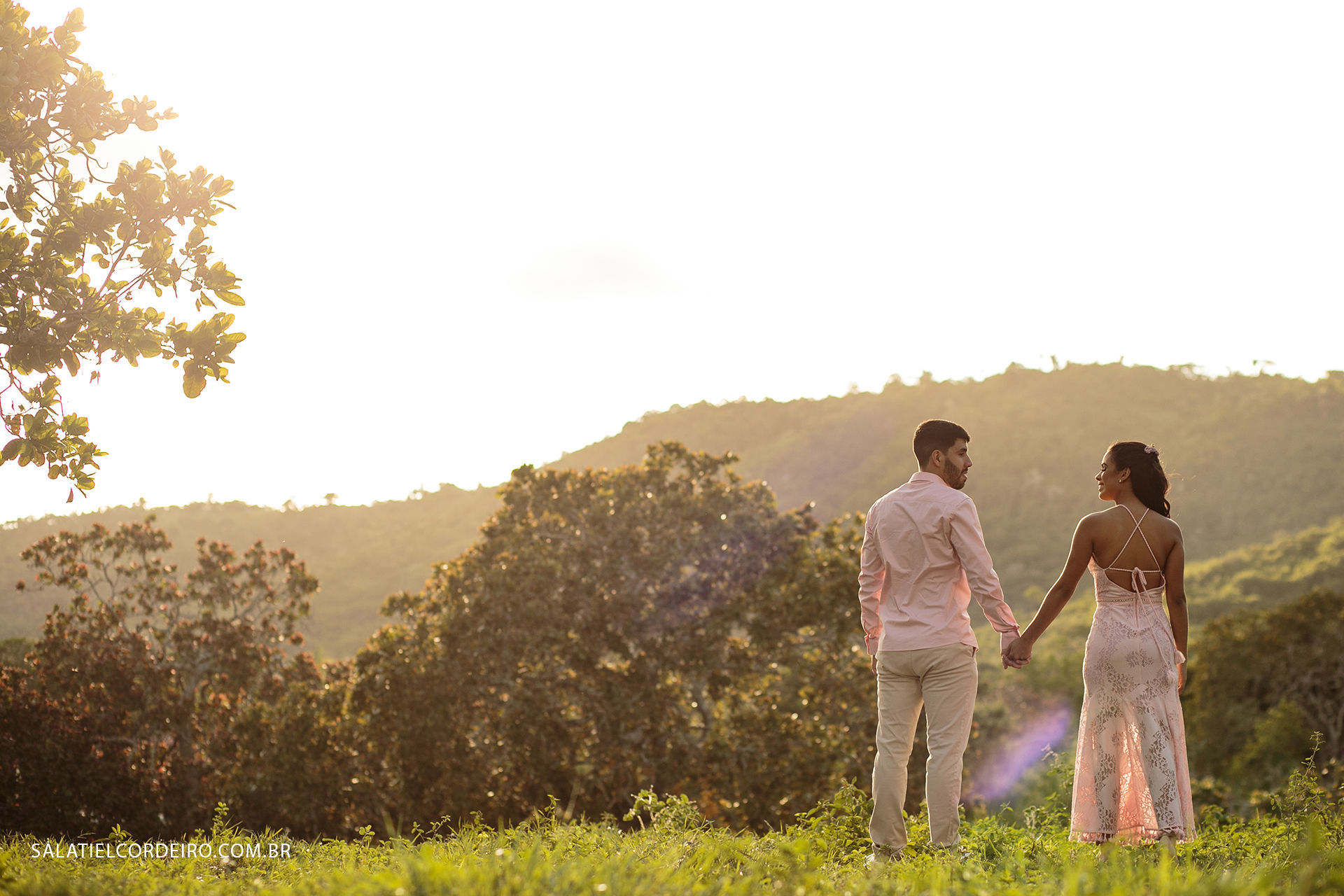 Foto Fotos de Noivado ao Ar Livre em Caruaru | Millena + Luiz Foto Fotos de Noivado ao Ar Livre em Caruaru | Millena + Luiz - Imagem 49