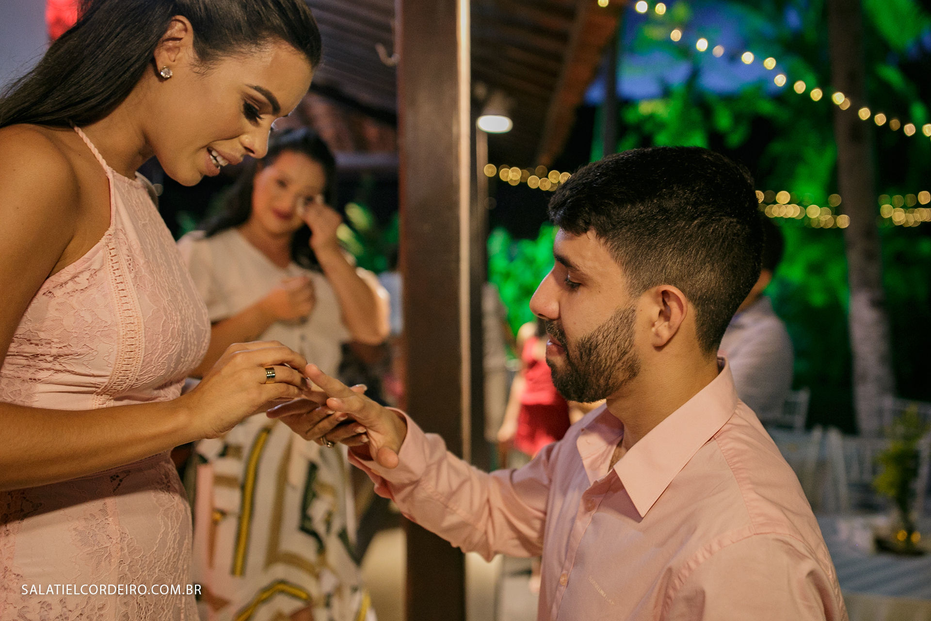 Foto Fotos de Noivado ao Ar Livre em Caruaru | Millena + Luiz Foto Fotos de Noivado ao Ar Livre em Caruaru | Millena + Luiz - Imagem 72