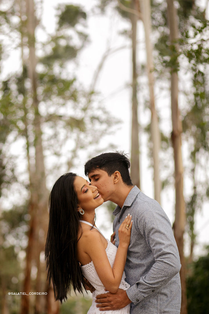 Foto Pré Wedding em Garanhuns-PE | Wanderlleya + Felipe Foto Pré Wedding em Garanhuns-PE | Wanderlleya + Felipe - Imagem 9