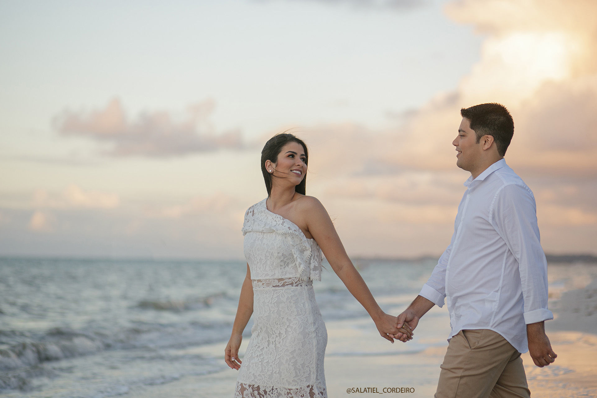 Foto Ensaio pré wedding da Taysa e do Müller em maragogi e na praia dos carneiros Foto Ensaio pré wedding da Taysa e do Müller em maragogi e na praia dos carneiros - Imagem 4