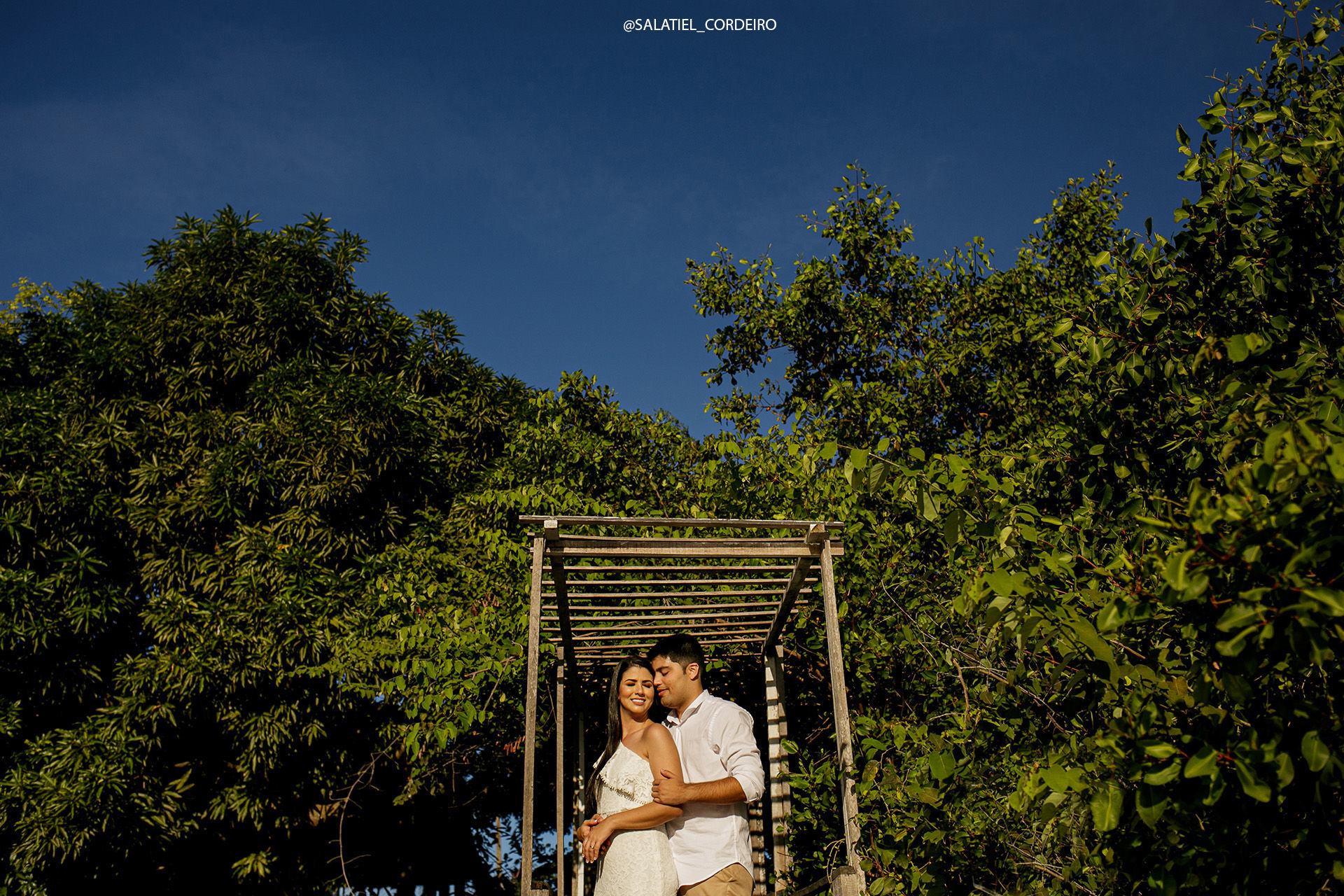 Foto Ensaio pré wedding da Taysa e do Müller em maragogi e na praia dos carneiros Foto Ensaio pré wedding da Taysa e do Müller em maragogi e na praia dos carneiros - Imagem 19