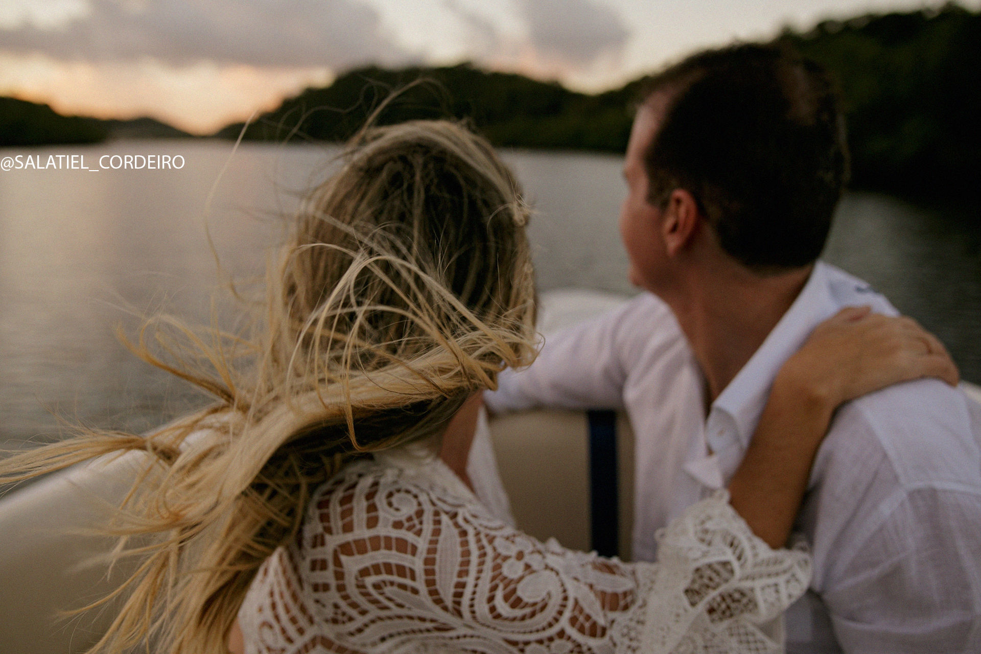Foto Pré wedding da Dayse e do Valter ao Por do Sol da Praia dos Carneiros em Tamandaré Foto Pré wedding da Dayse e do Valter ao Por do Sol da Praia dos Carneiros em Tamandaré - Imagem 20