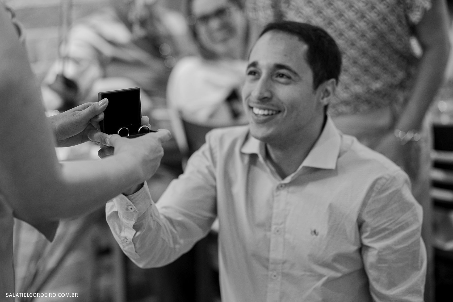 Foto Fotografias do Noivado em Recife da Rafaela e do Ítalo Foto Fotografias do Noivado em Recife da Rafaela e do Ítalo - Imagem 23
