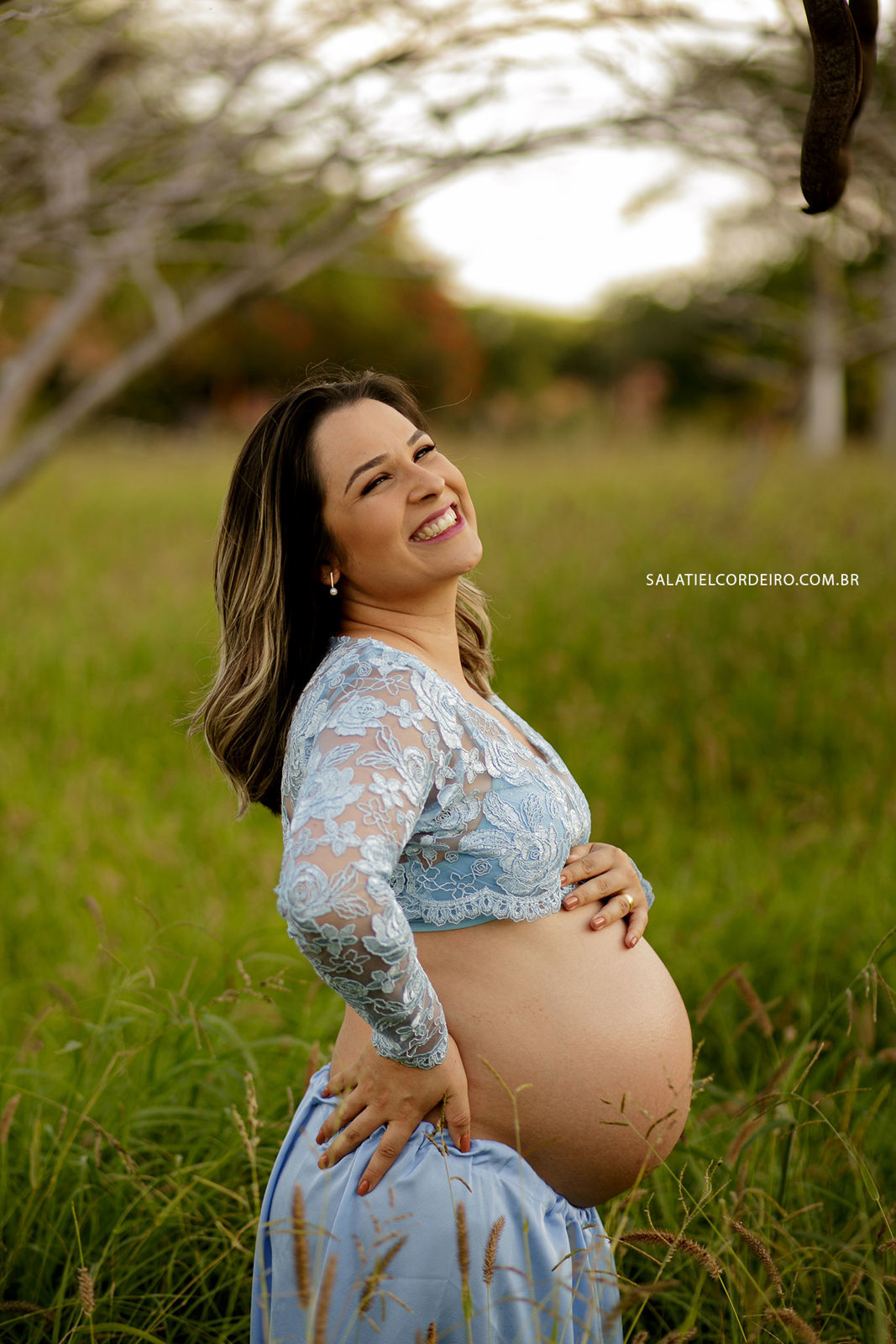 Foto Fotografias de gestante da Mari e do Rodolfo na cidade de Gravata na pousada Terra de Santa Fé Foto Fotografias de gestante da Mari e do Rodolfo na cidade de Gravata na pousada Terra de Santa Fé - Imagem 9