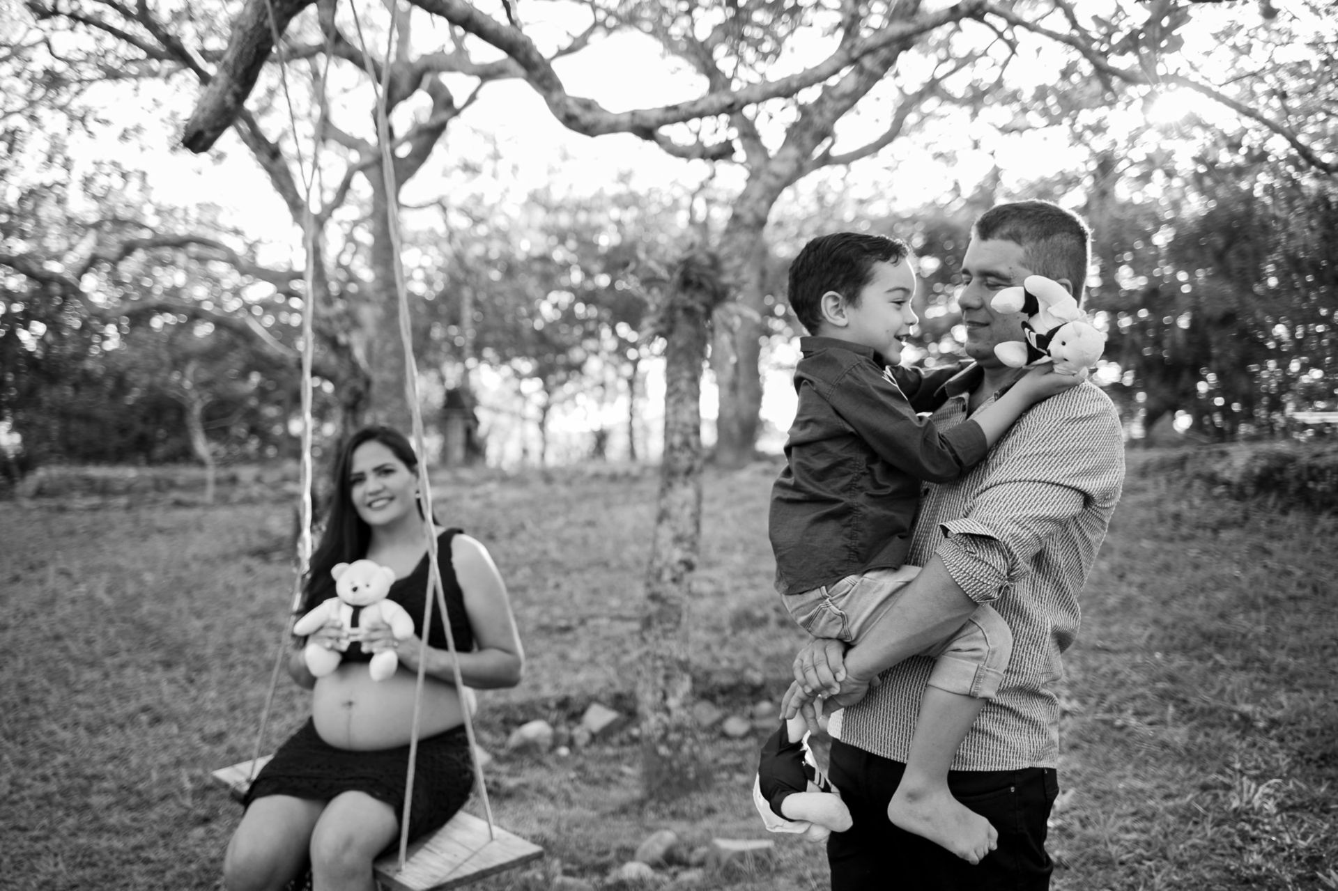 Foto Fotografias de gestante da Gisele e do João Paulo no Sítio Shekinah em Caruaru Foto Fotografias de gestante da Gisele e do João Paulo no Sítio Shekinah em Caruaru - Imagem 3