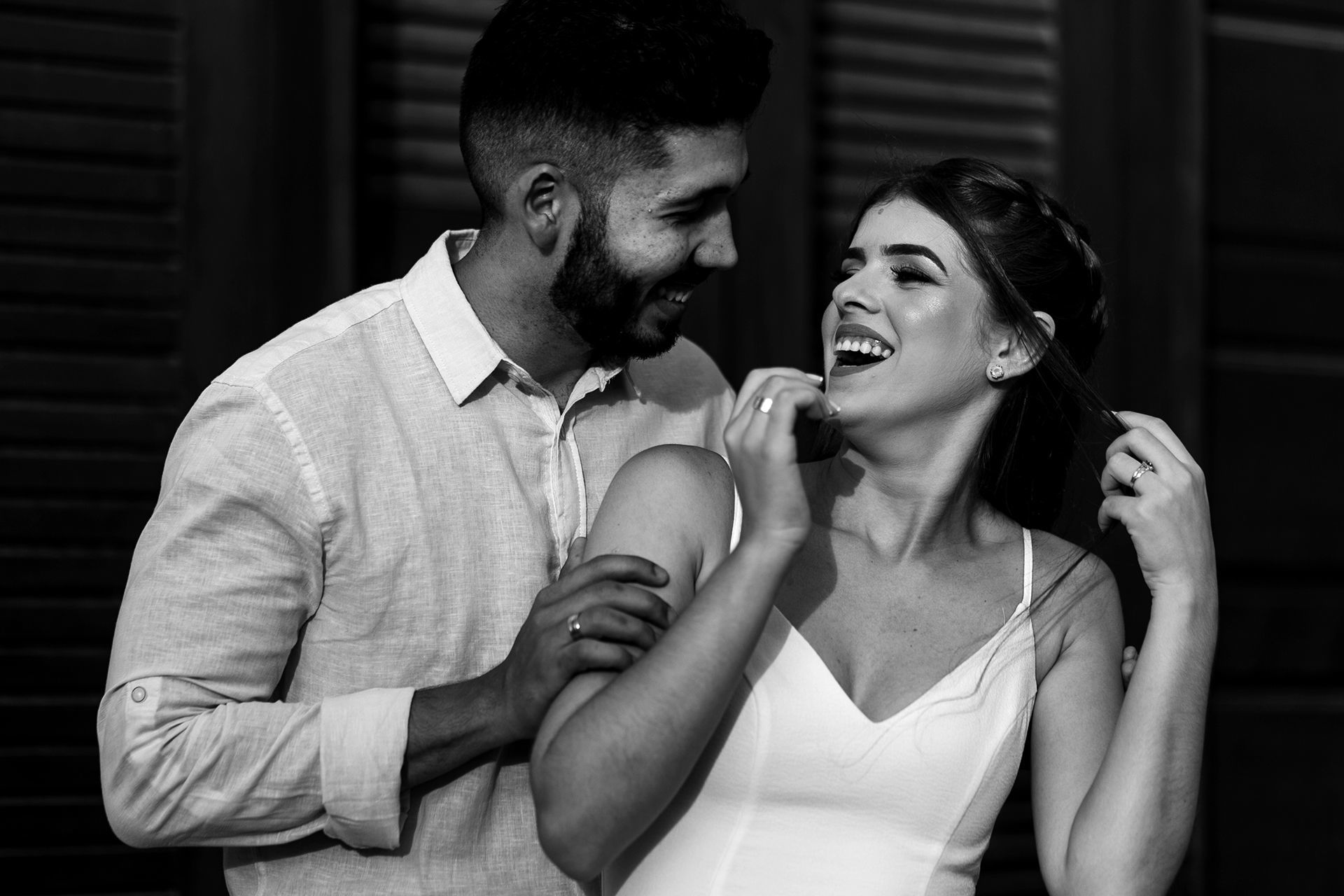 Foto Ensaio de casal de preto na praia | Amanda e Adson Foto Ensaio de casal de preto na praia | Amanda e Adson - Imagem 5