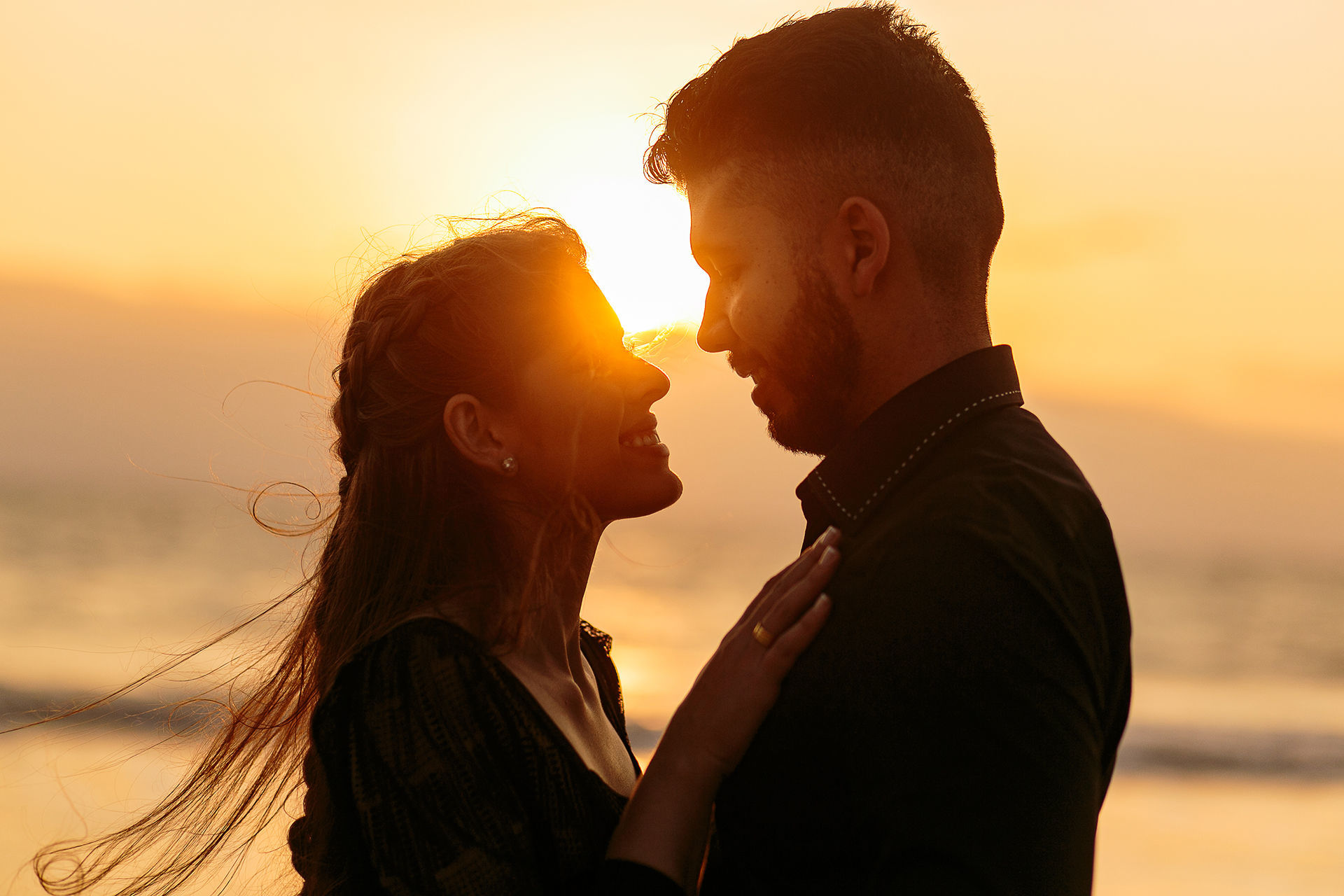 Foto Ensaio de casal de preto na praia | Amanda e Adson Foto Ensaio de casal de preto na praia | Amanda e Adson - Imagem 19