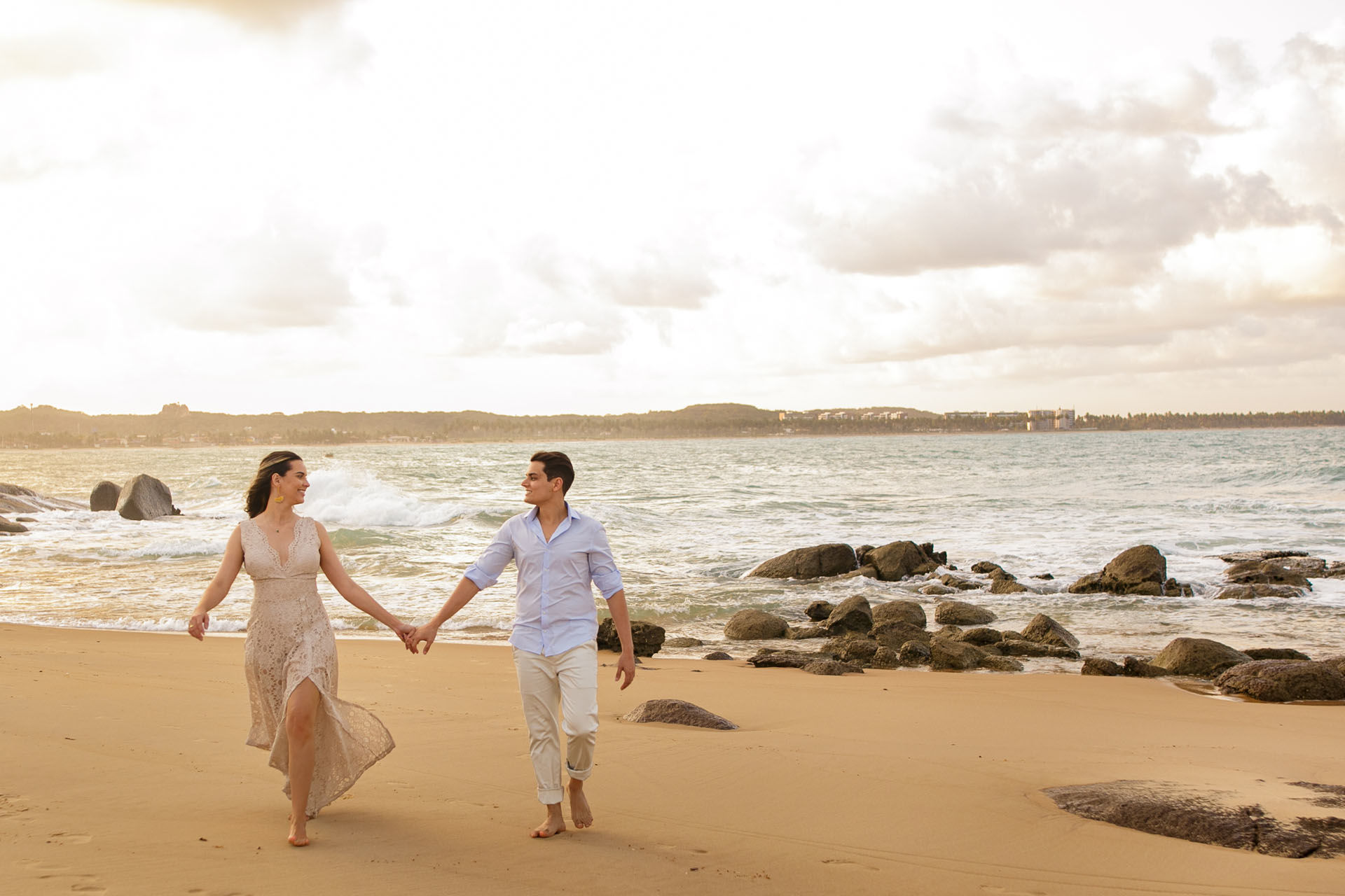Foto Ensaio pré casamento na praia do Paiva da Lucy e do Rodrigo Foto Ensaio pré casamento na praia do Paiva da Lucy e do Rodrigo - Imagem 17