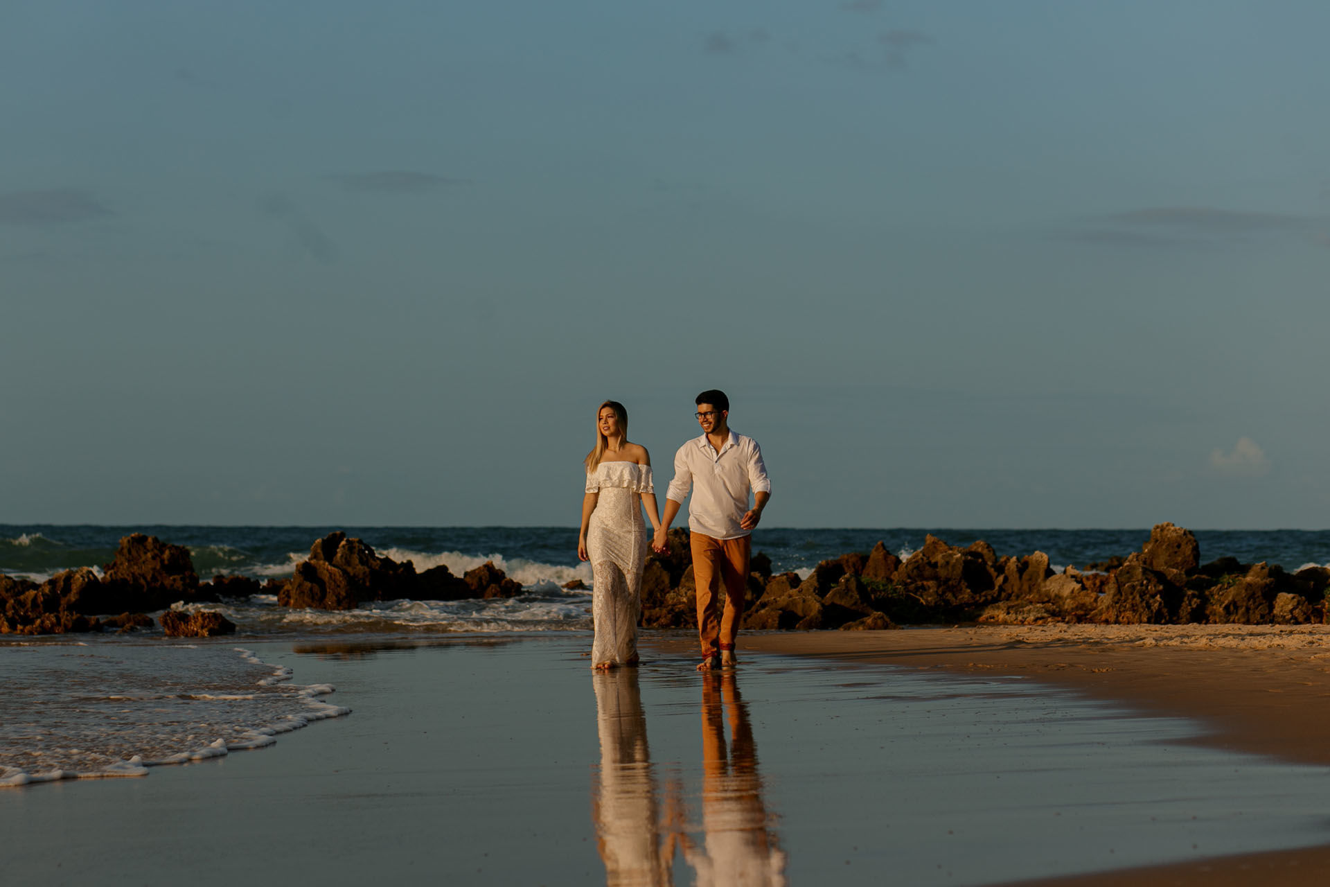 Foto Ensaio pré casamento da Natália e do Renato na praia de Tambaba em João Pessoa Foto Ensaio pré casamento da Natália e do Renato na praia de Tambaba em João Pessoa - Imagem 13