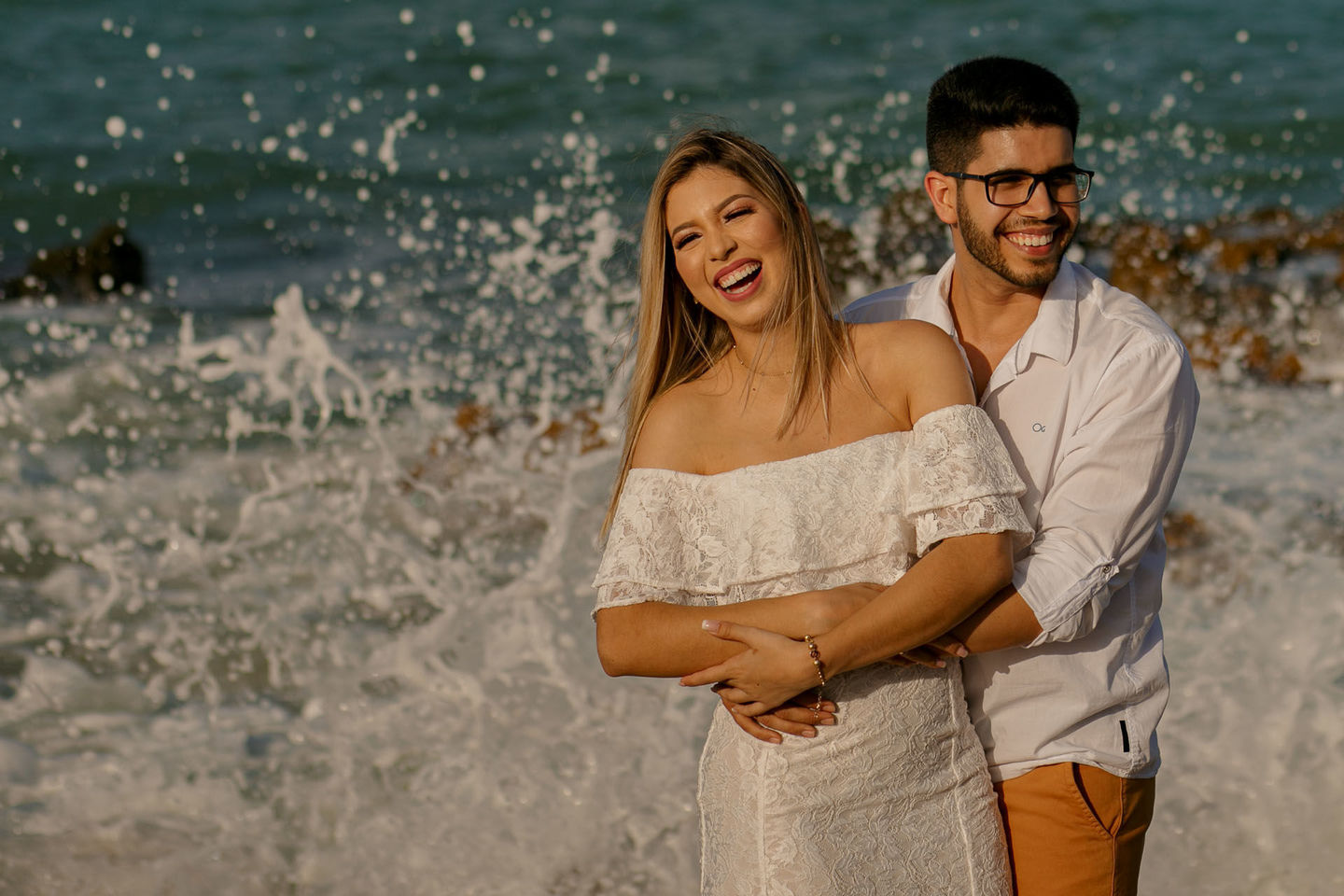 Ensaio pré casamento da Natália e do Renato na praia de Tambaba em João Pessoa Ensaio pré casamento da Natália e do Renato na praia de Tambaba em João Pessoa