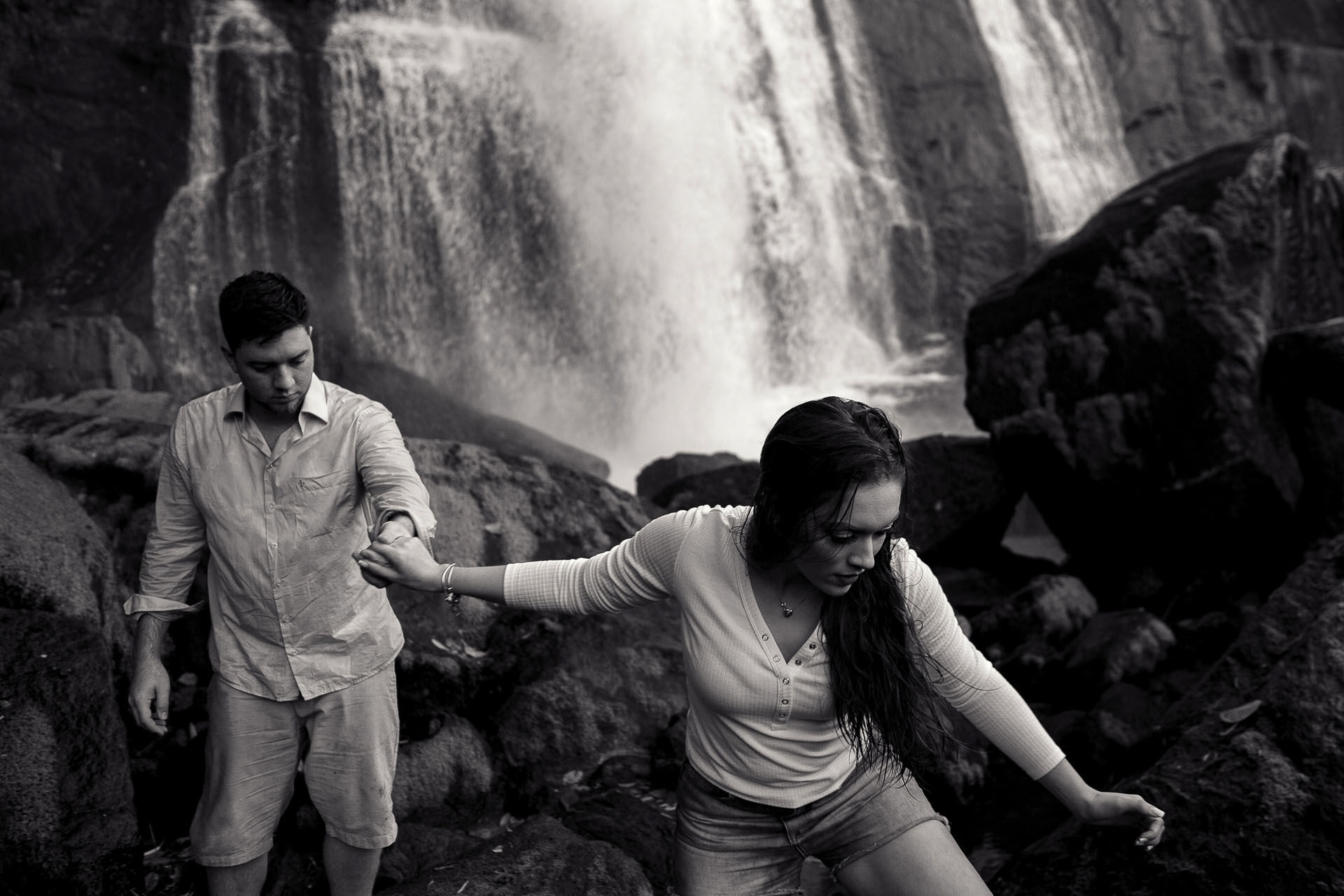 Foto Ensaio de casal pré-wedding em Cachoeira de Pernambuco | Bianca + Filipe Foto Ensaio de casal pré-wedding em Cachoeira de Pernambuco | Bianca + Filipe - Imagem 31