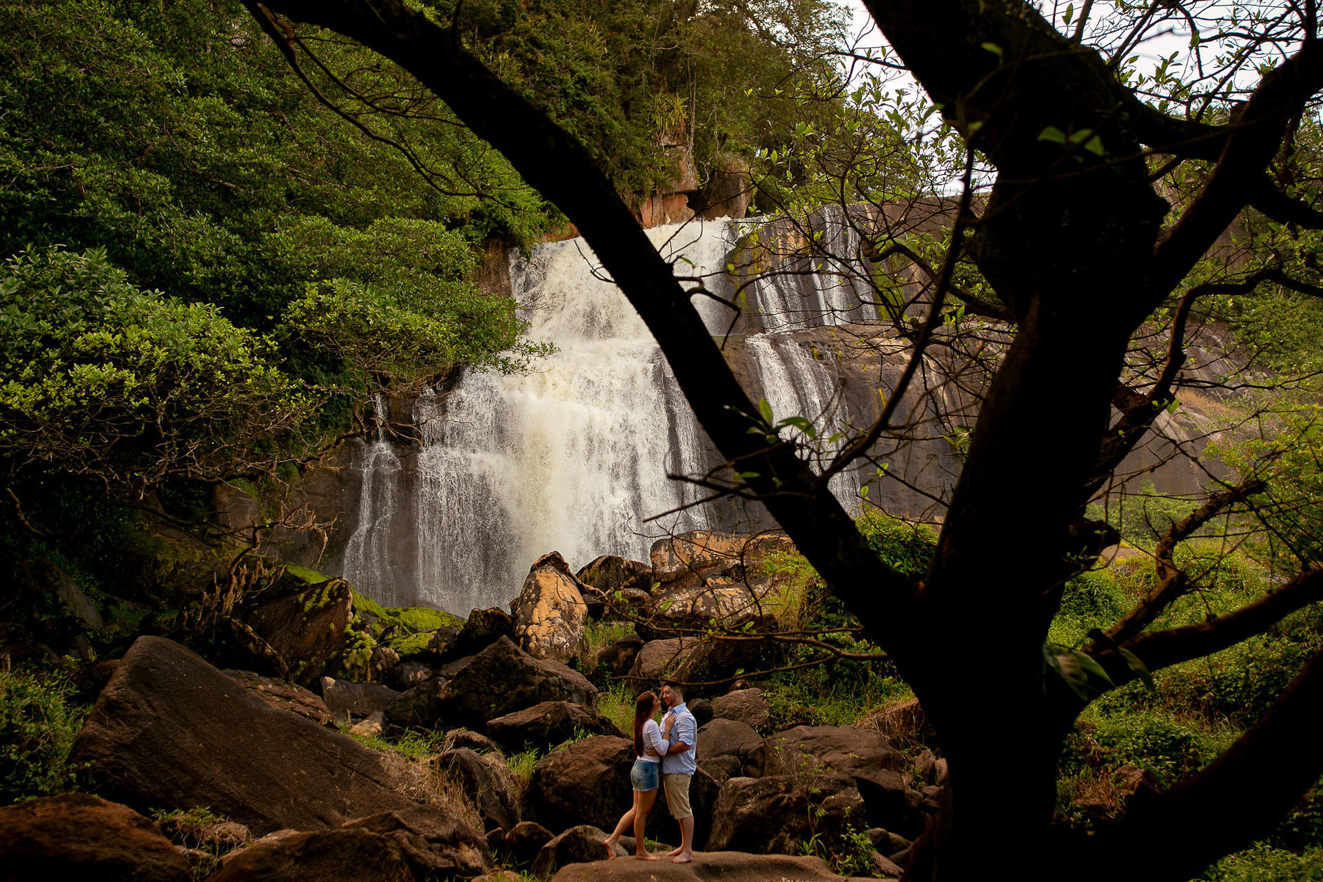 Foto Ensaio de casal pré-wedding em Cachoeira de Pernambuco | Bianca + Filipe Foto Ensaio de casal pré-wedding em Cachoeira de Pernambuco | Bianca + Filipe - Imagem 21
