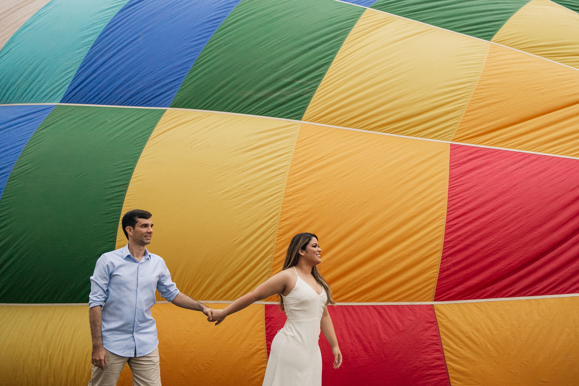 Foto Ensaio pré casamento num balão da Nayara e do Júnior em Bonito - PE Foto Ensaio pré casamento num balão da Nayara e do Júnior em Bonito - PE - Imagem 1