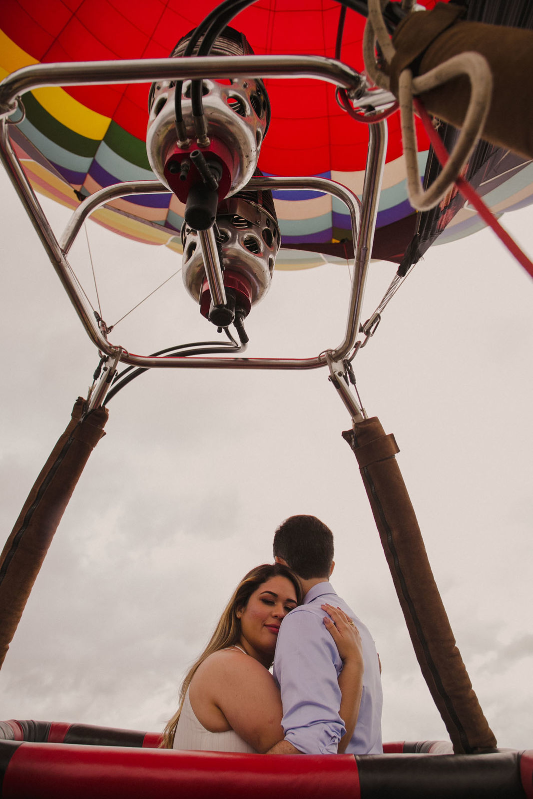 Foto Ensaio pré casamento num balão da Nayara e do Júnior em Bonito - PE Foto Ensaio pré casamento num balão da Nayara e do Júnior em Bonito - PE - Imagem 14